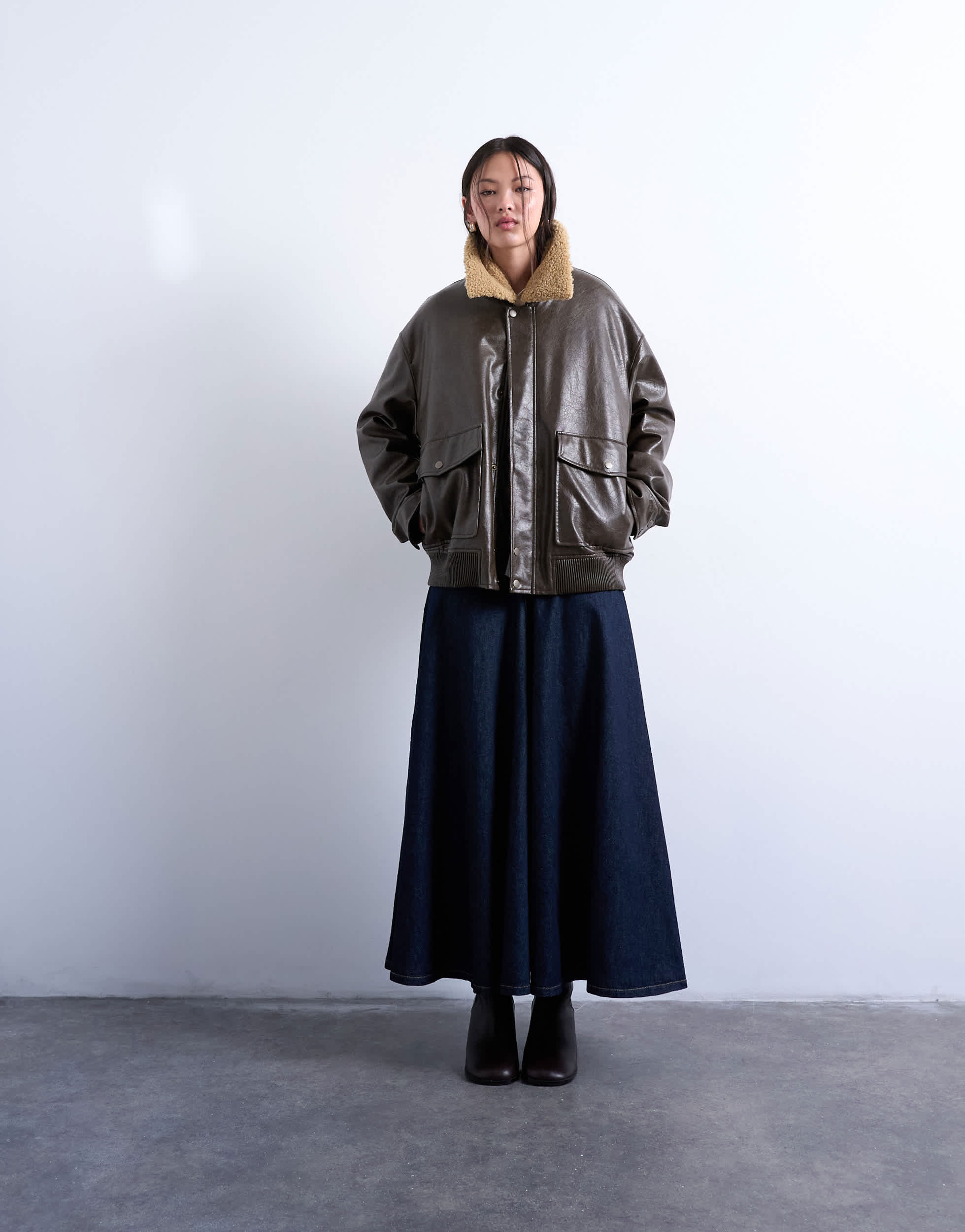 Jupe longue en denim Topshop à empiècement devant, couleur indigo délavée