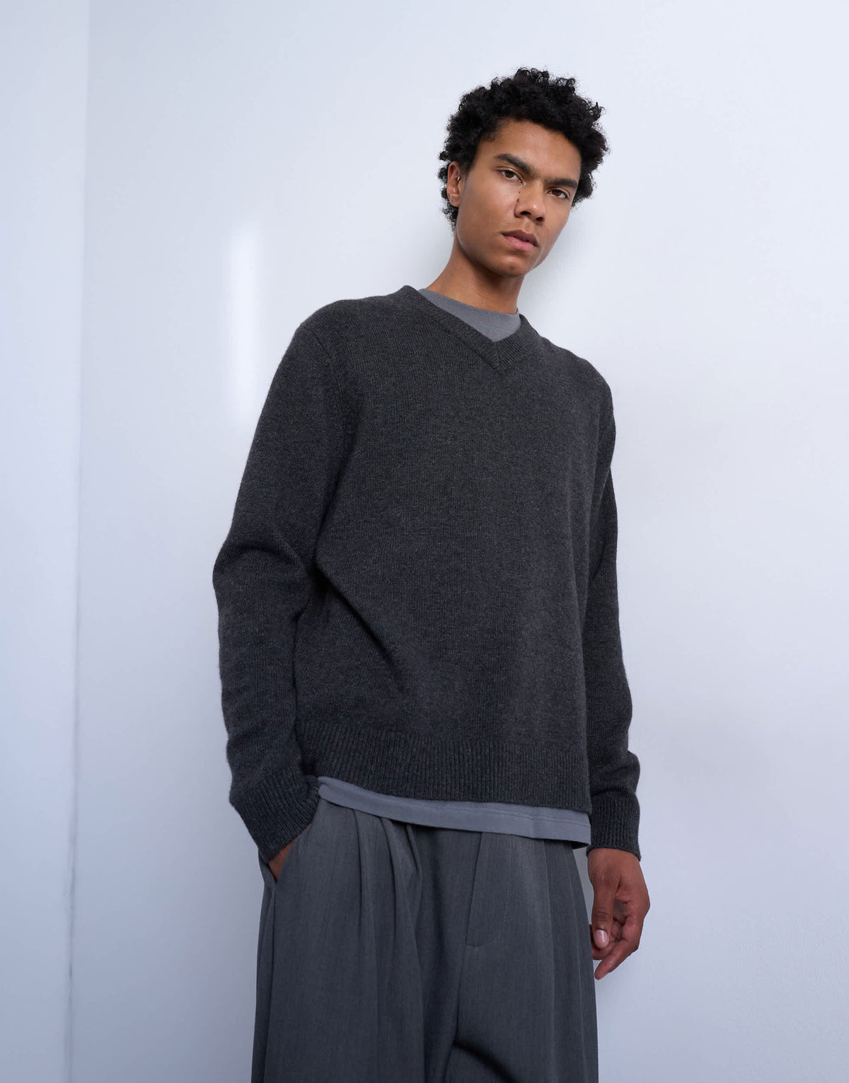 Topman regular fit knitted v-neck jumper with wool in charcoal