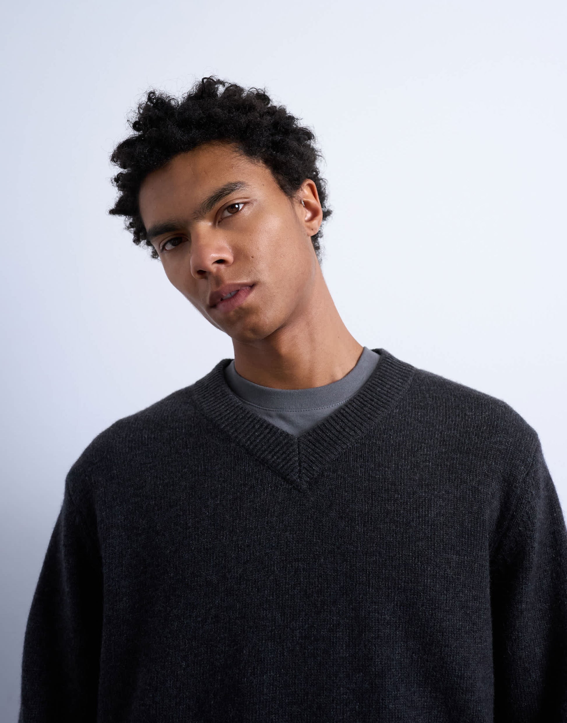 Topman regular fit knitted v-neck jumper with wool in charcoal