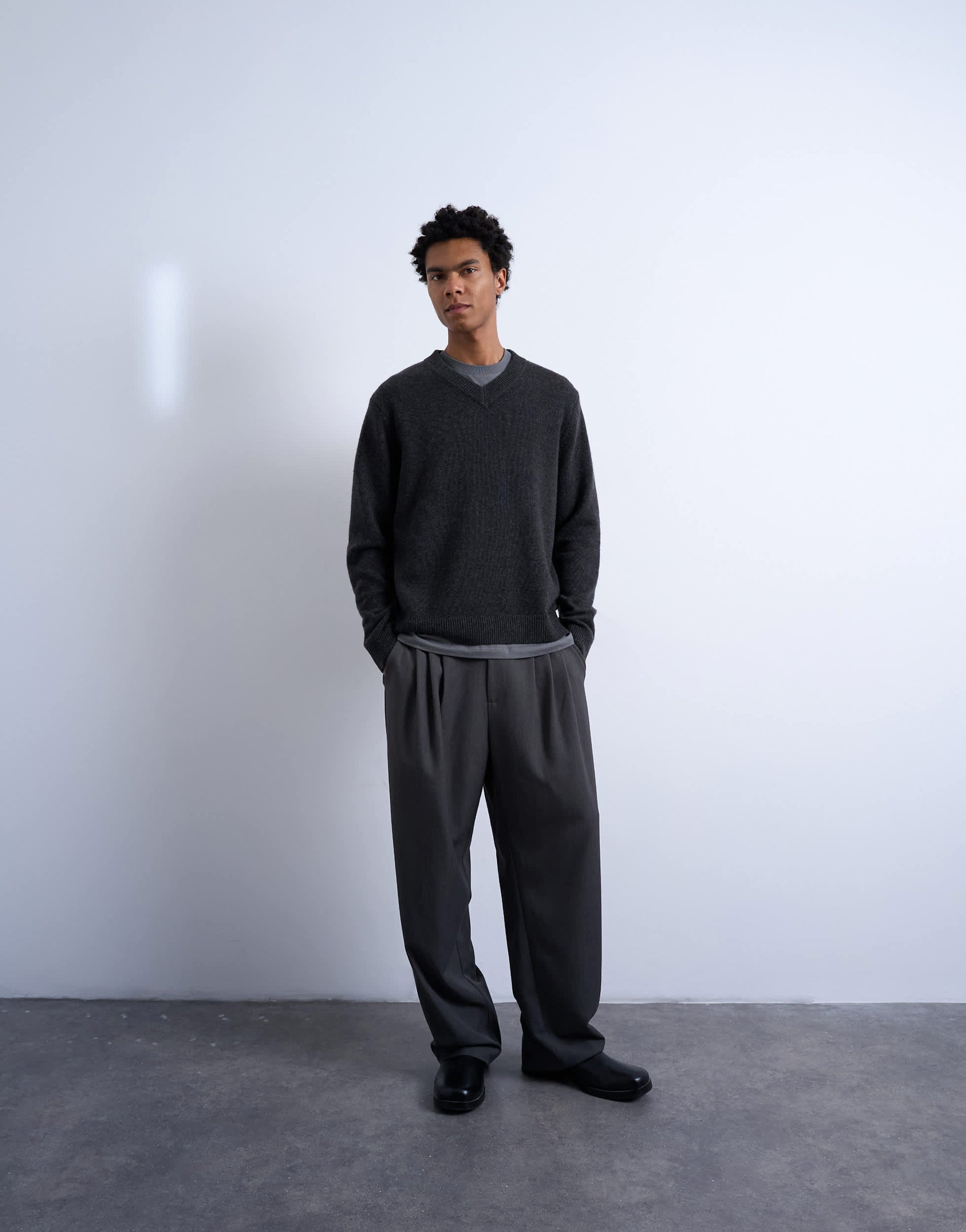 Topman regular fit knitted v-neck jumper with wool in charcoal