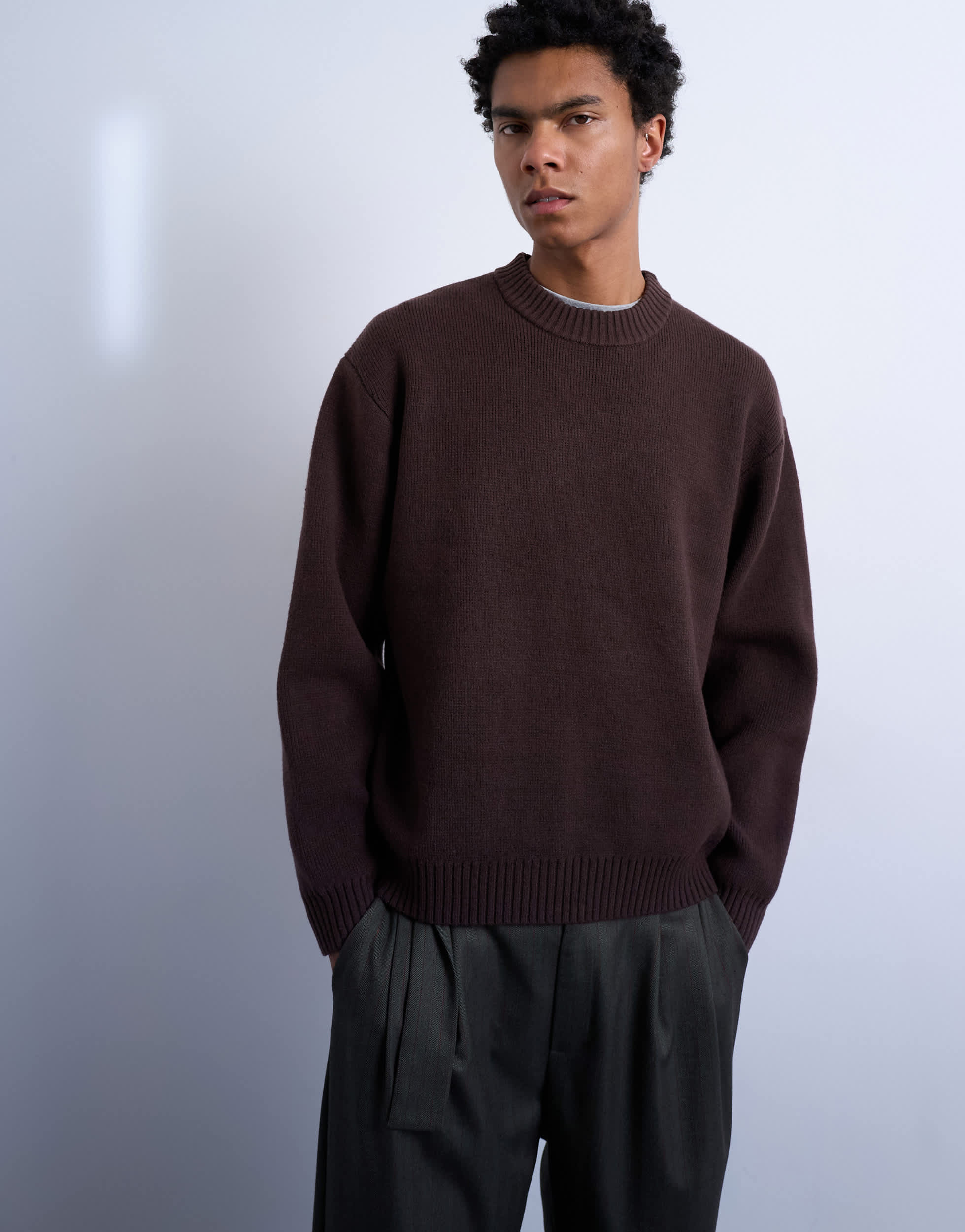 Pull ras du cou en maille coupe décontractée marron Topman