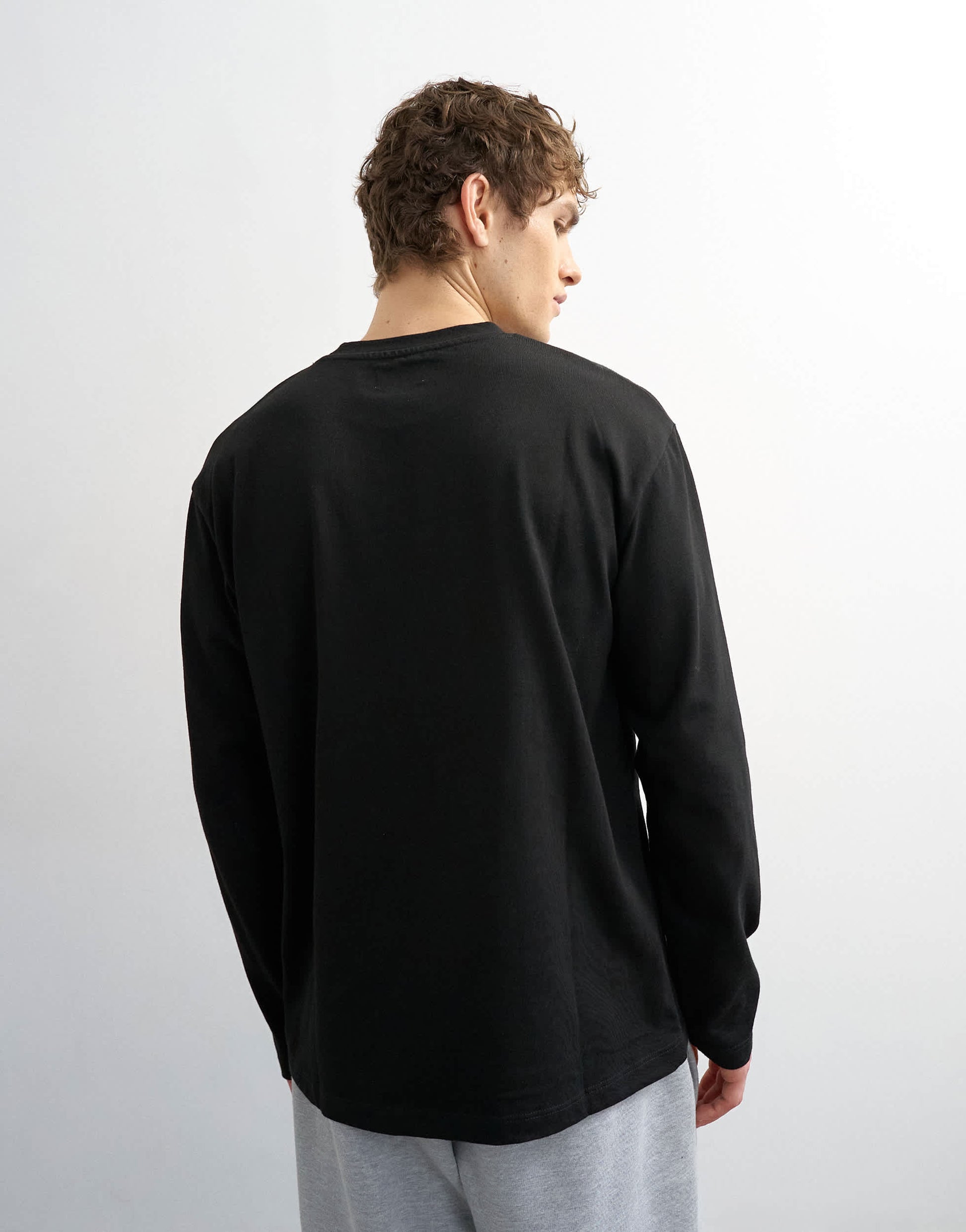 Topman relaxed long sleeve tee in black 