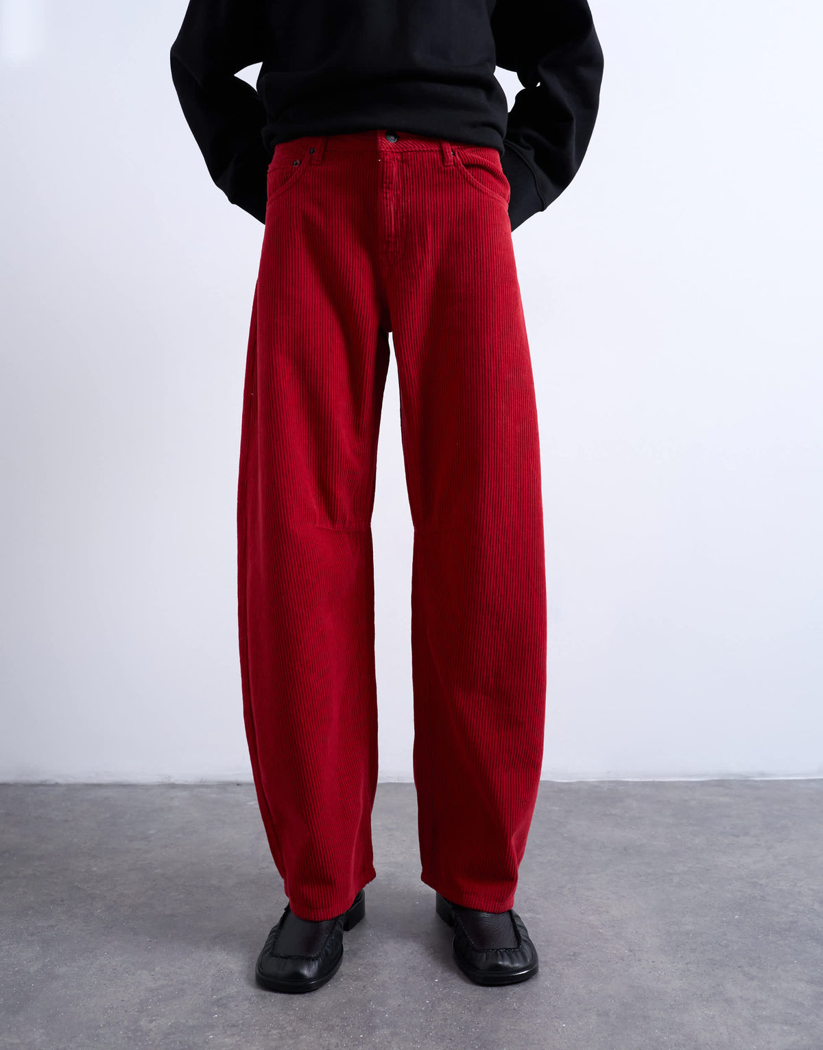 Topshop Barrel mid rise jean in red cord
