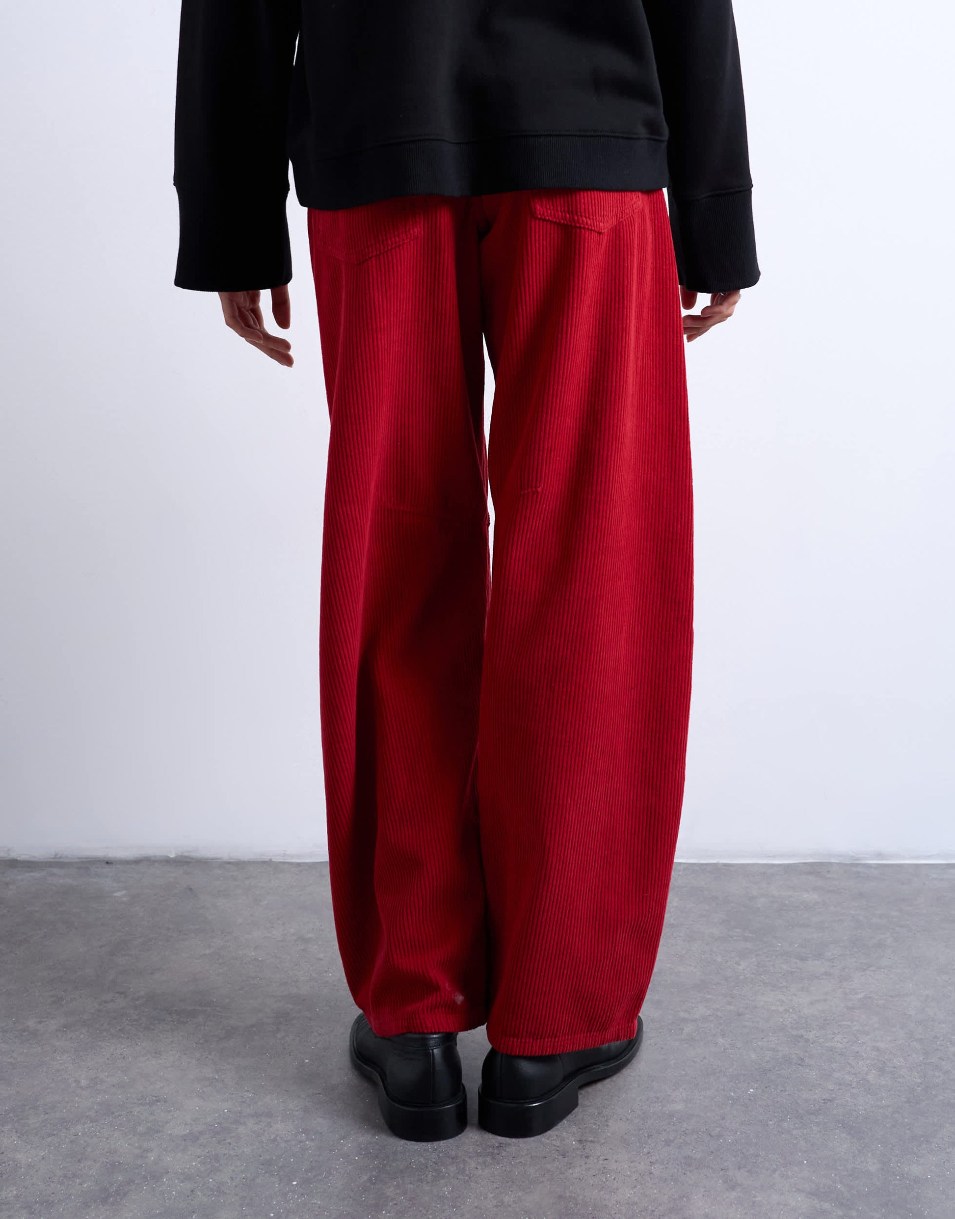 Topshop Barrel mid rise jean in red cord