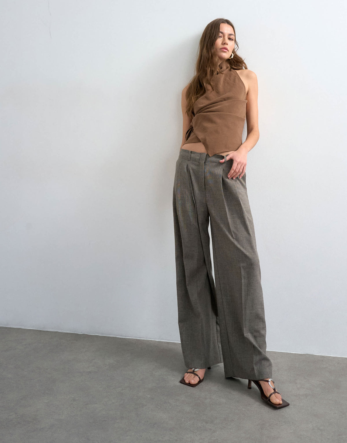 Topshop raw hem low slung double pleated tailored trouser in brown marl