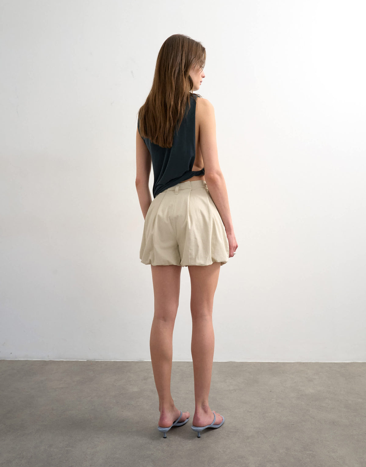 Topshop bubble hem clean short in neutral