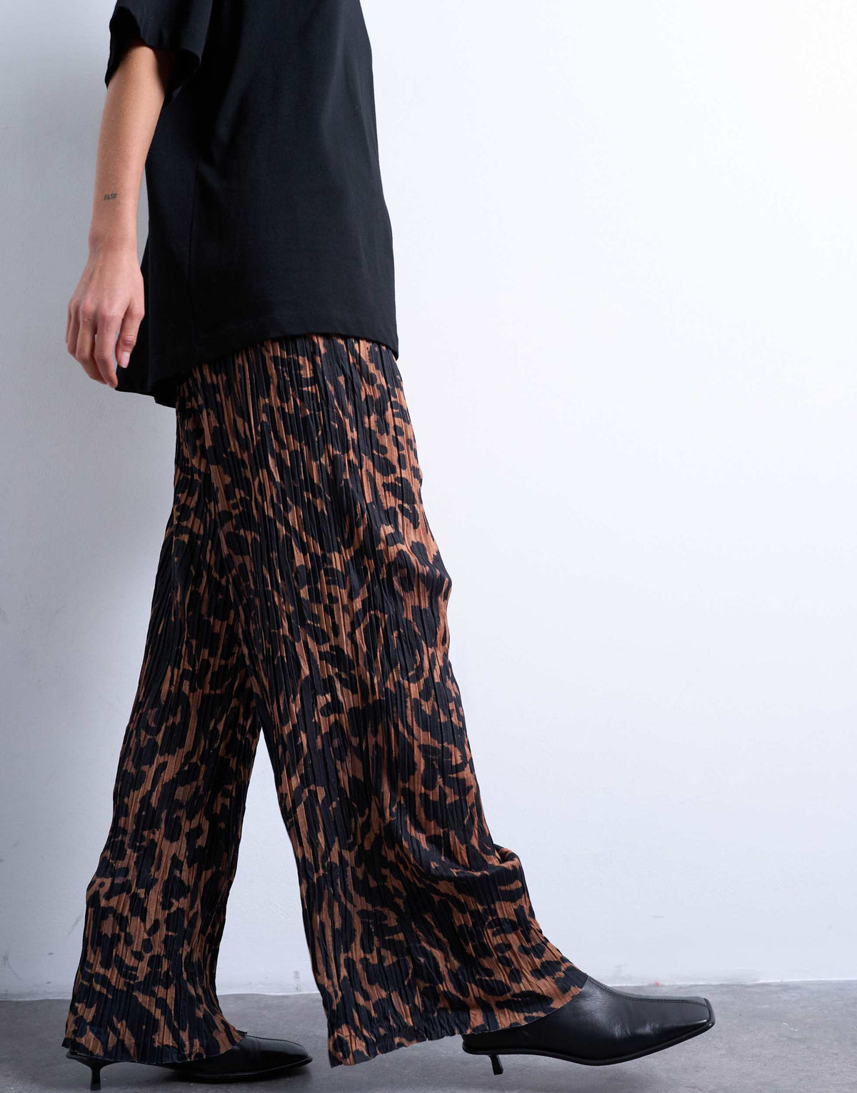 Topshop leopard print crinkle wide leg trouser in brown