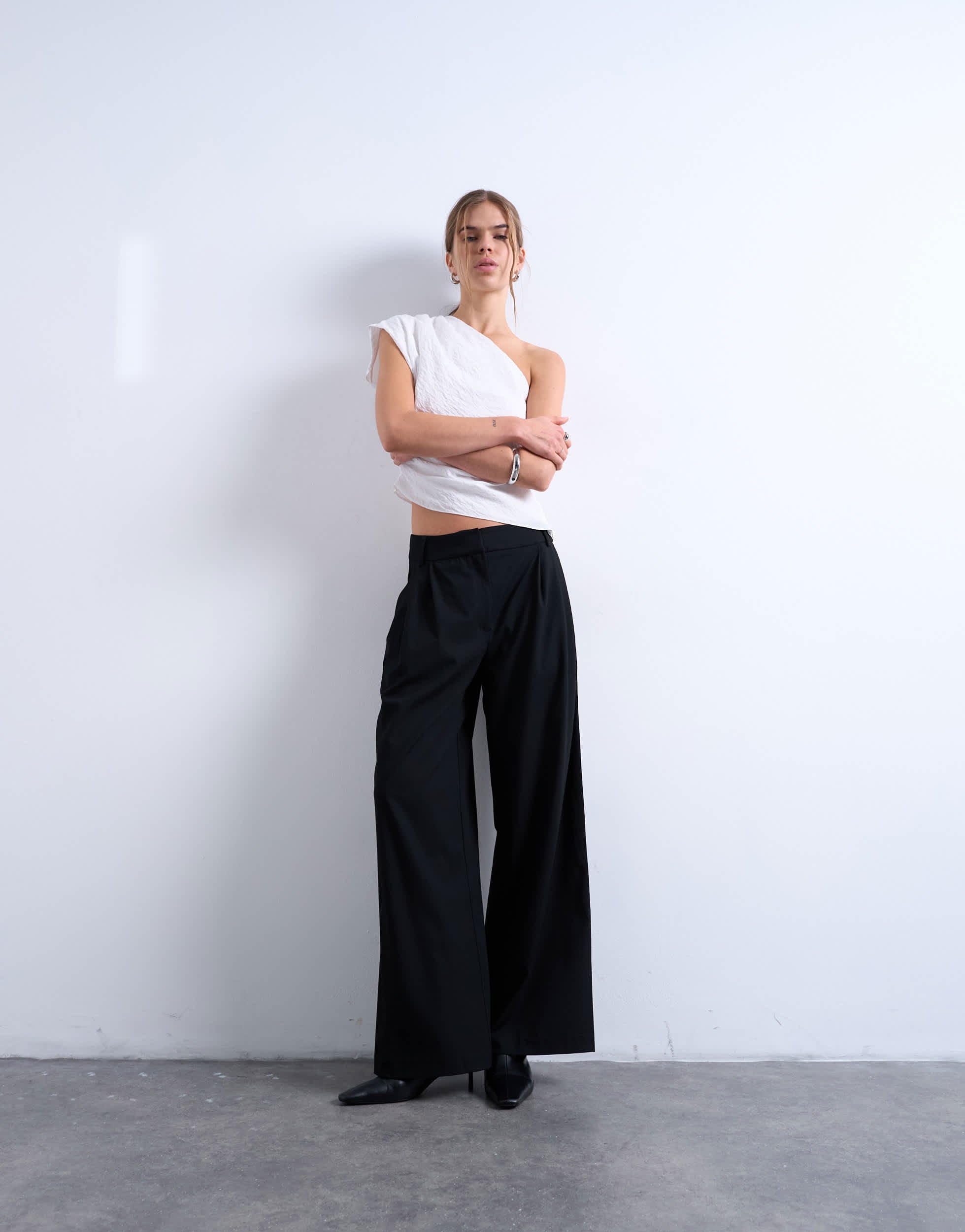 Pantalon taille haute plissé Topshop noir