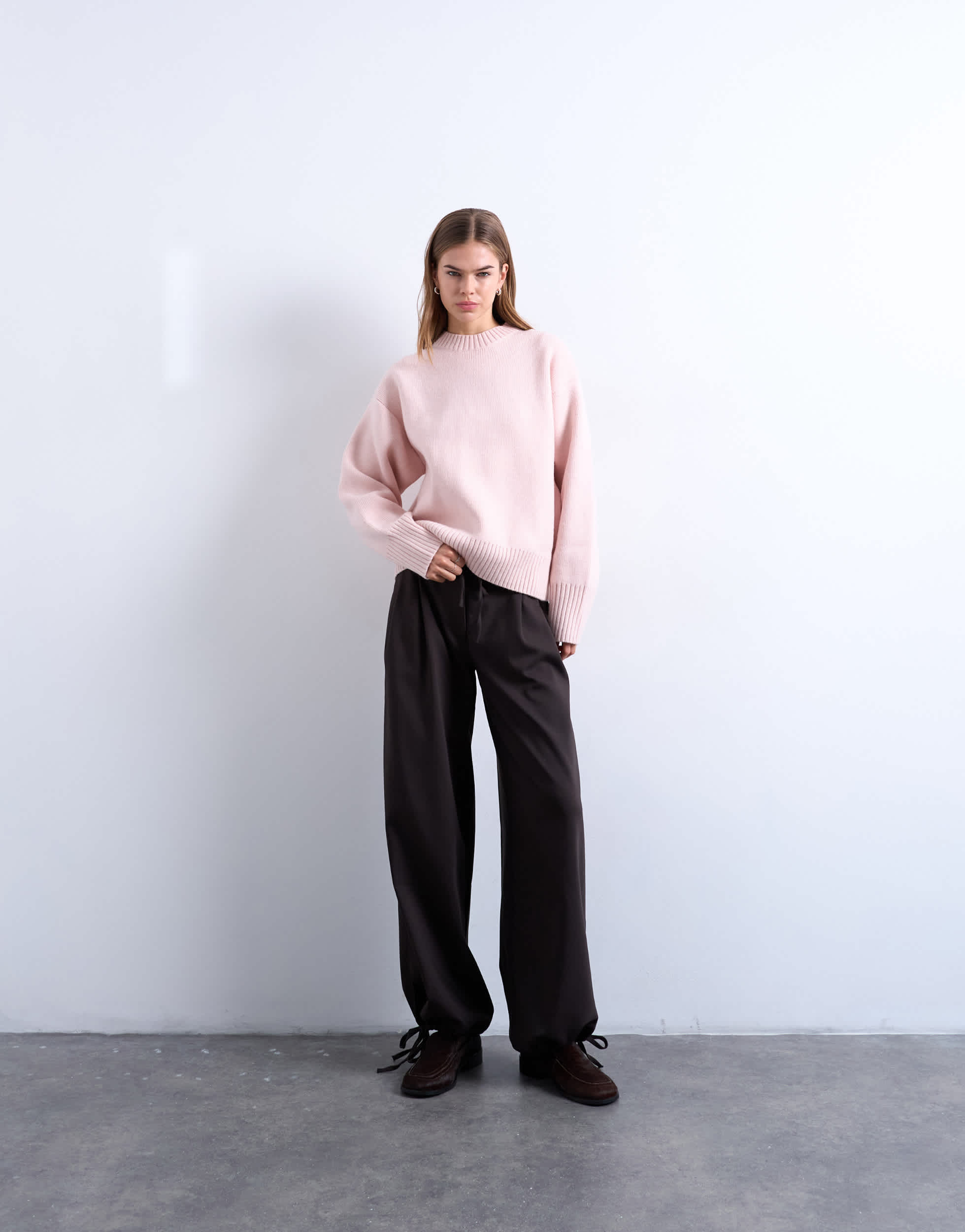 Topshop taillierte Jogginghose mit Ballonbein in Anthrazit