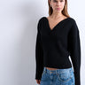 Topshop Strickpullover mit Herzausschnitt und Taillengürtel in Schwarz