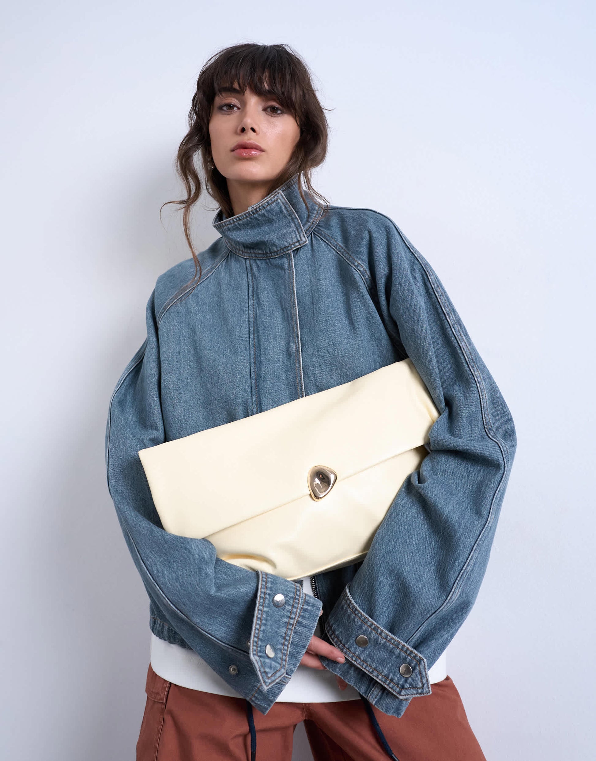 Topshop Gaia folded clutch with hardware in off white