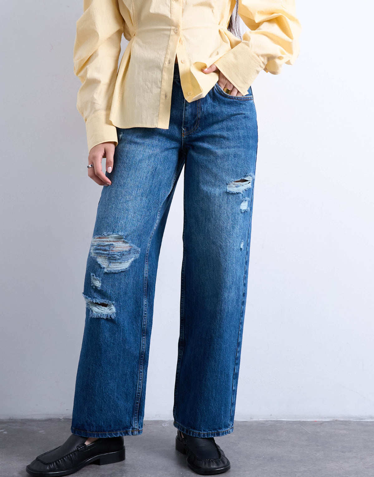 Topshop mid rise cinch jean with knee rip in vintage blue