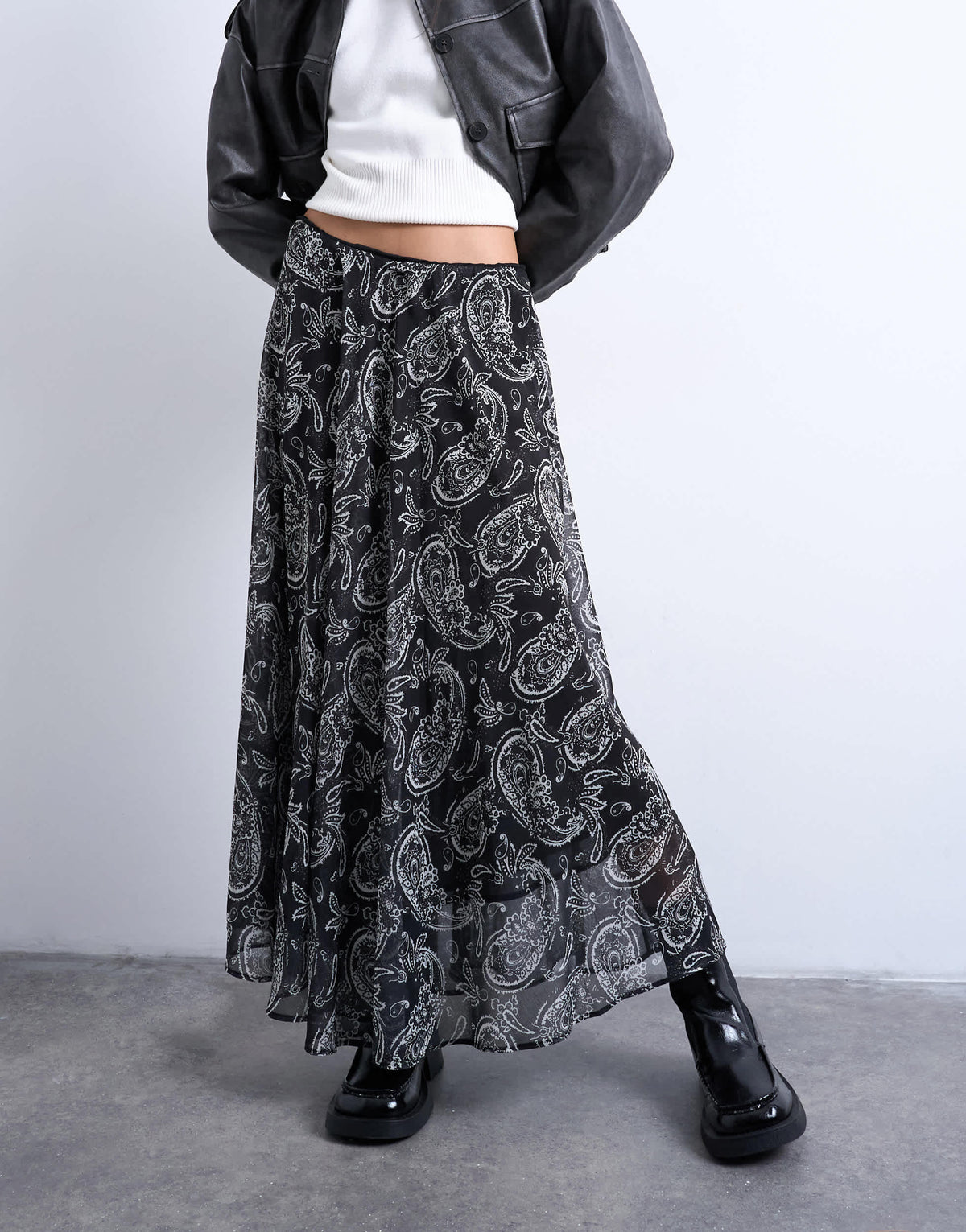 Topshop chiffon seam detail circle maxi skirt in paisley print