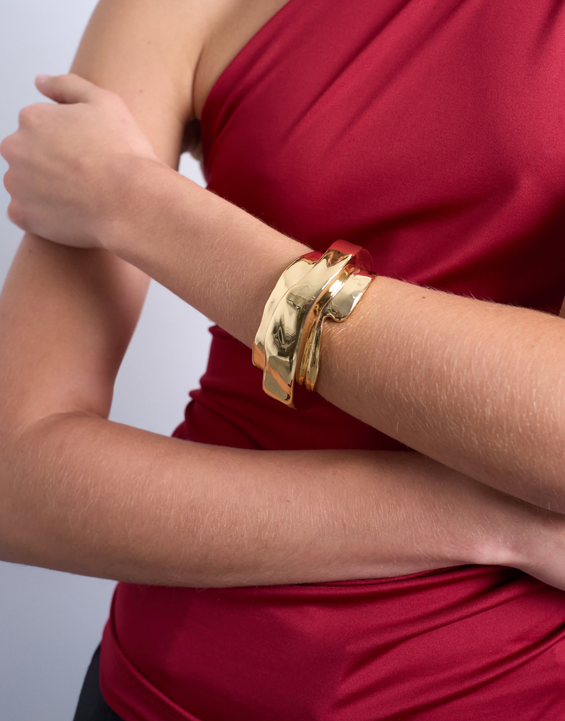 Bracelet asymétrique Brena de Topshop en or