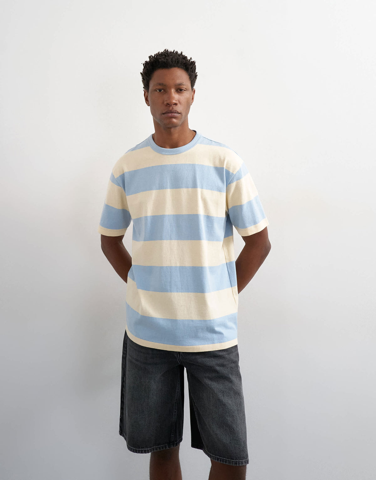 Topman relaxed fit t-shirt with wide stripe in blue and cream 