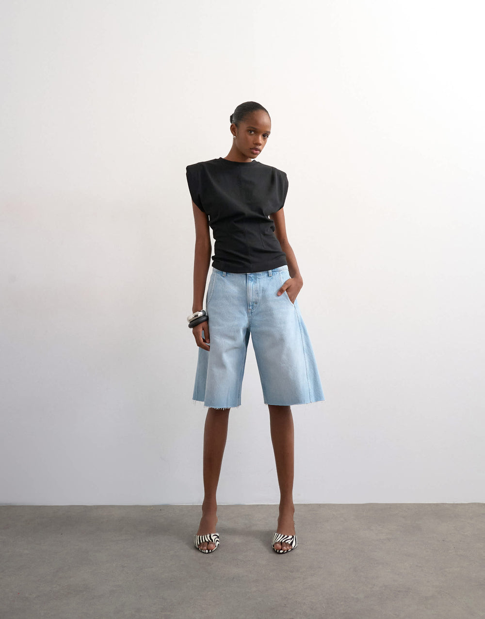 Topshop denim barrel jort in bleach