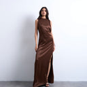 Topshop Maxikleid mit tiefem Armausschnitt in Schokoladenbraun