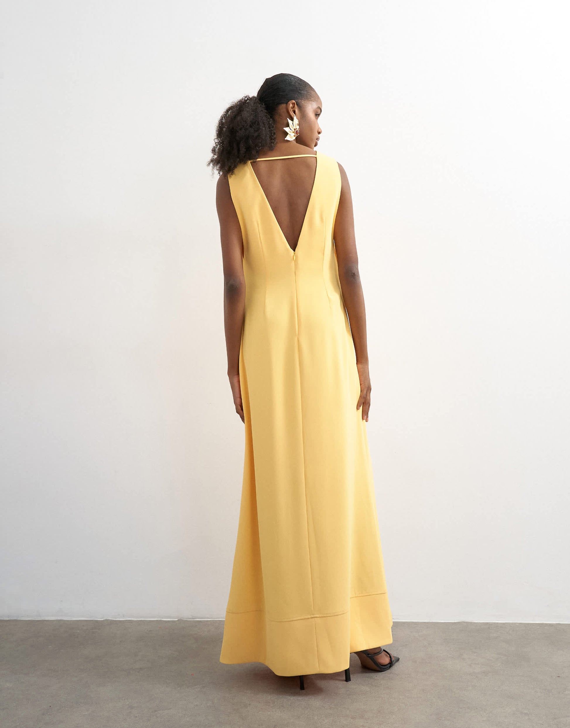 Topshop v neck low armhole clean maxi dress with deep hem in mango
