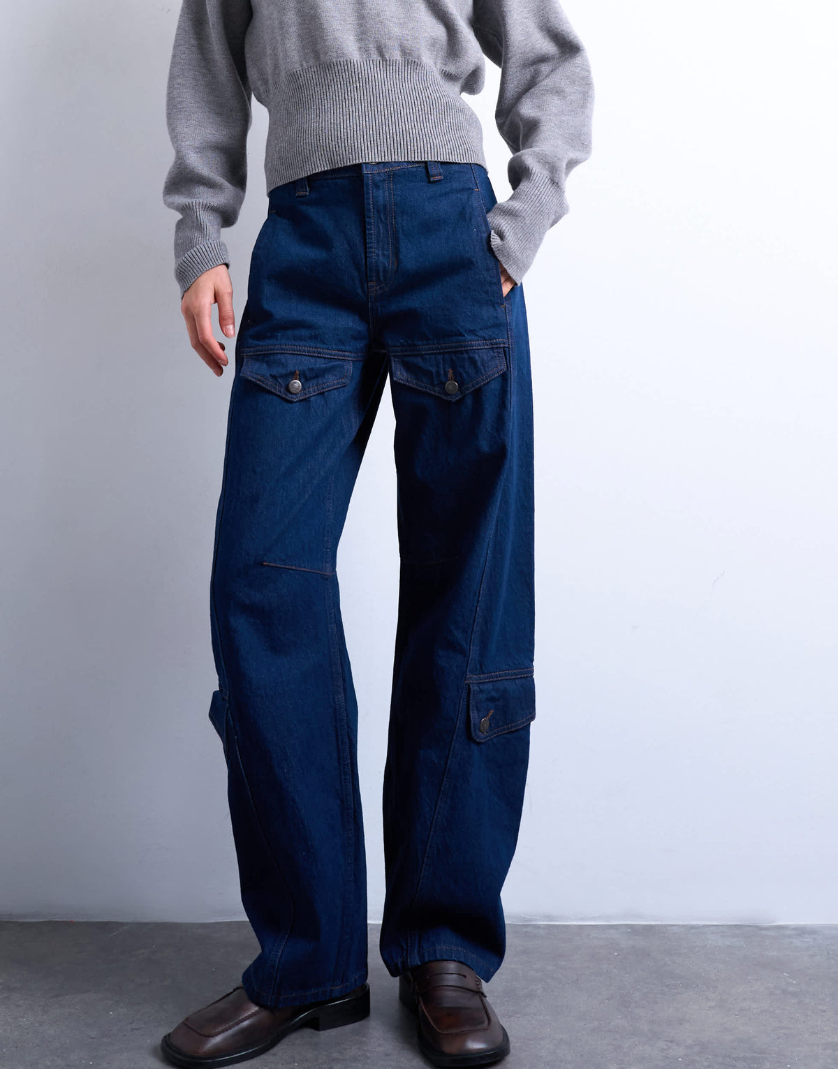 Topshop barrel jean with cargo pockets in indigo
