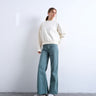 Pantalon évasé taille basse bleu Topshop