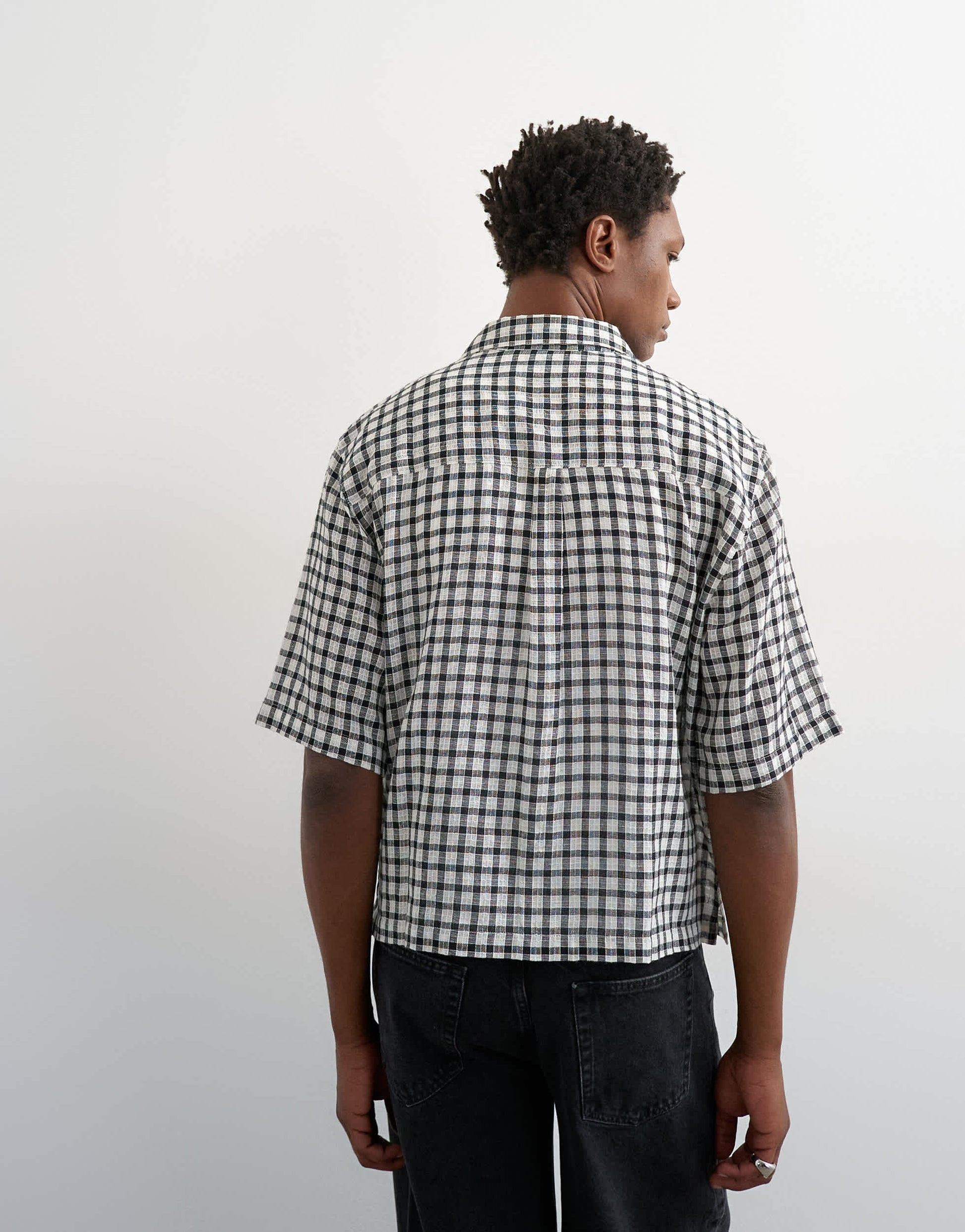 Topman relaxed fit crop textured check shirt in mono