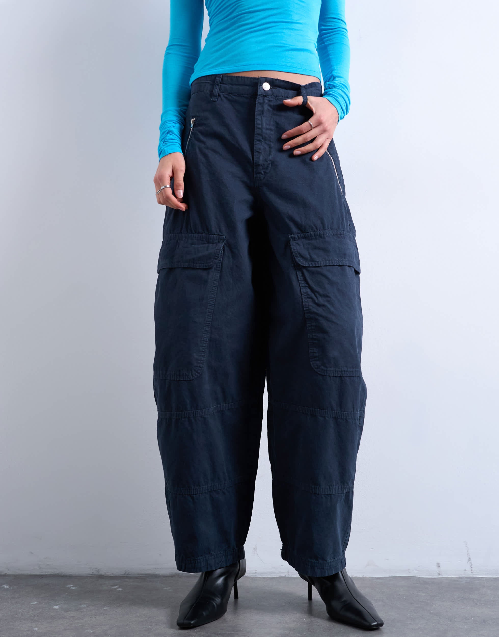 Topshop balloon cargo trouser with zip and pocket details in charcoal