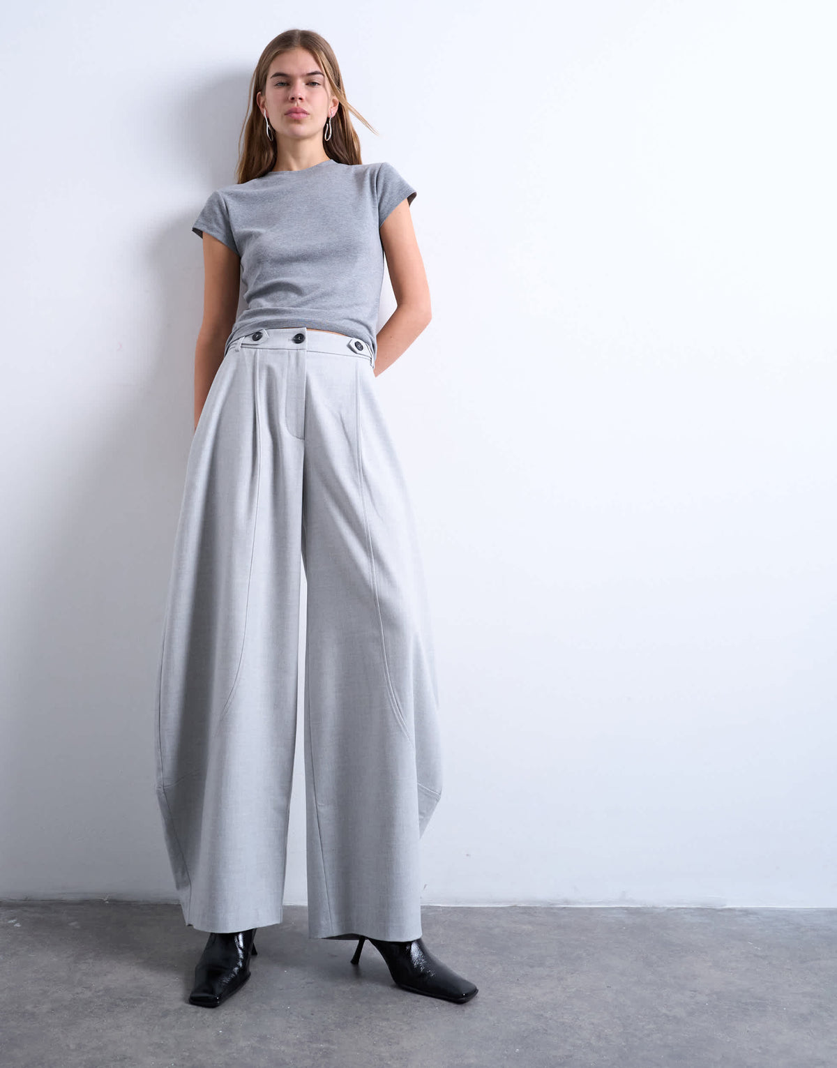 Topshop tailored horseshoe leg trouser in grey