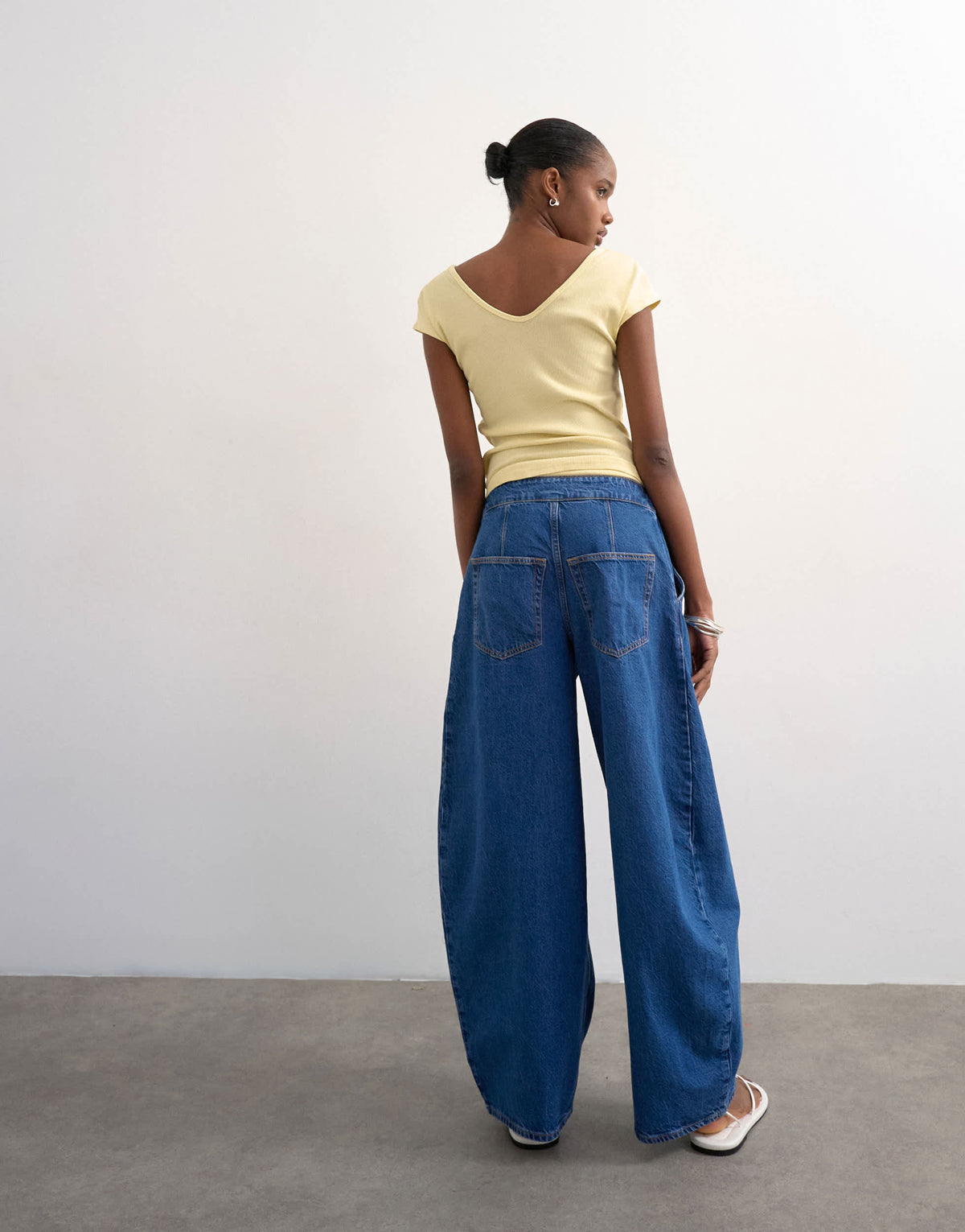 Topshop mid rise oversized belted barrel jean in rich indigo