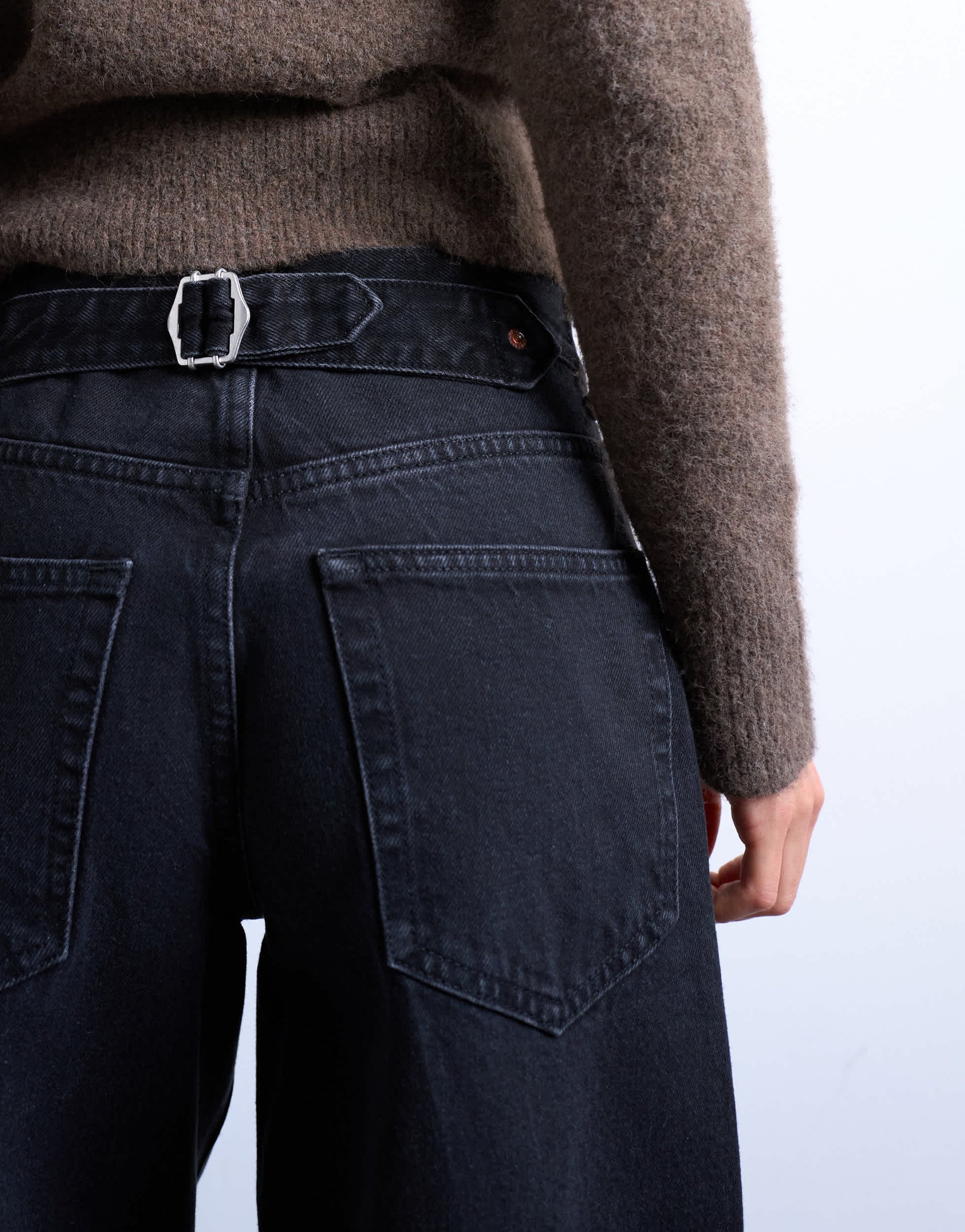 Topshop Cinch low rise relaxed jean in washed black