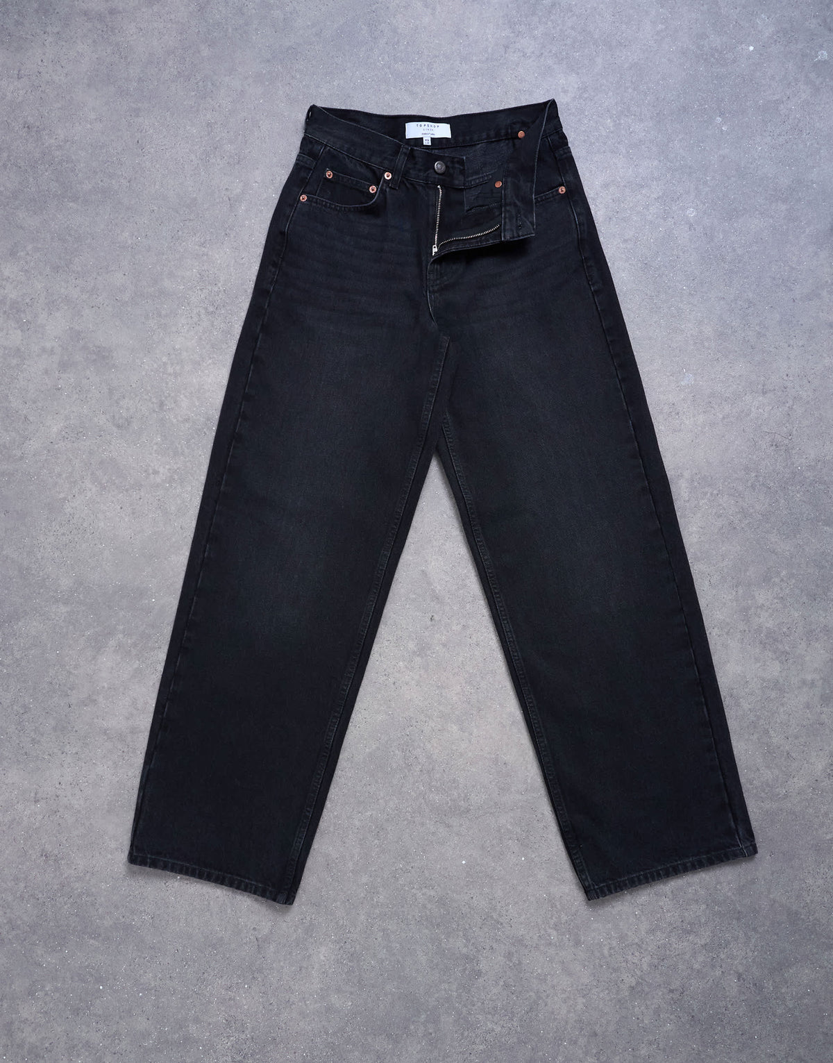 Topshop Cinch low rise relaxed jean in washed black
