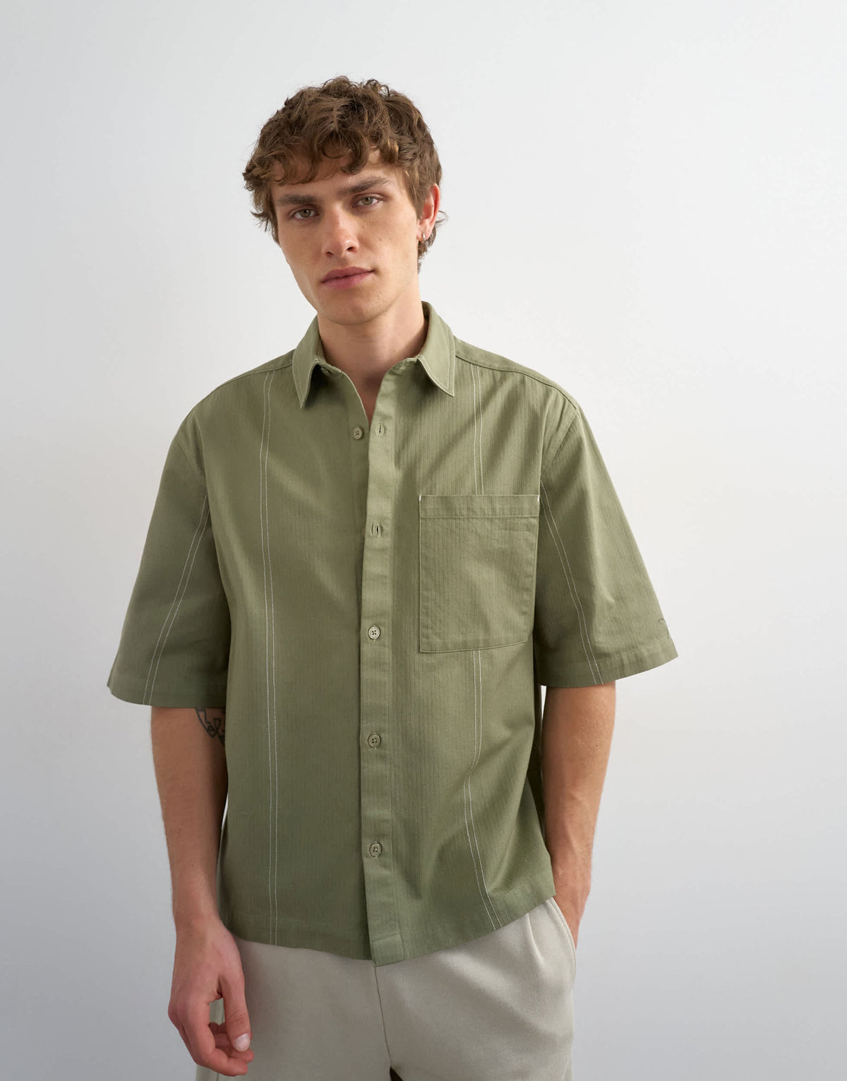 Topman relaxed fit crop short sleeve herringbone shirt in olive green