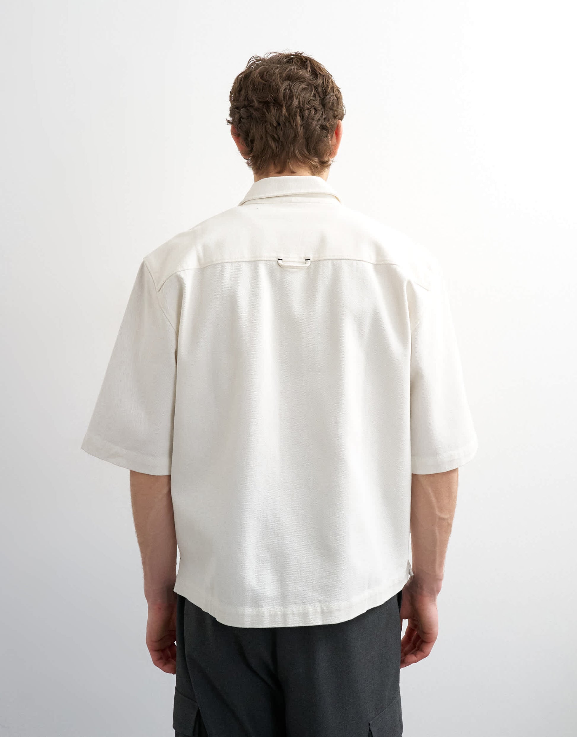 Topman relaxed fit short sleeve twill crop overshirt in contrast ecru