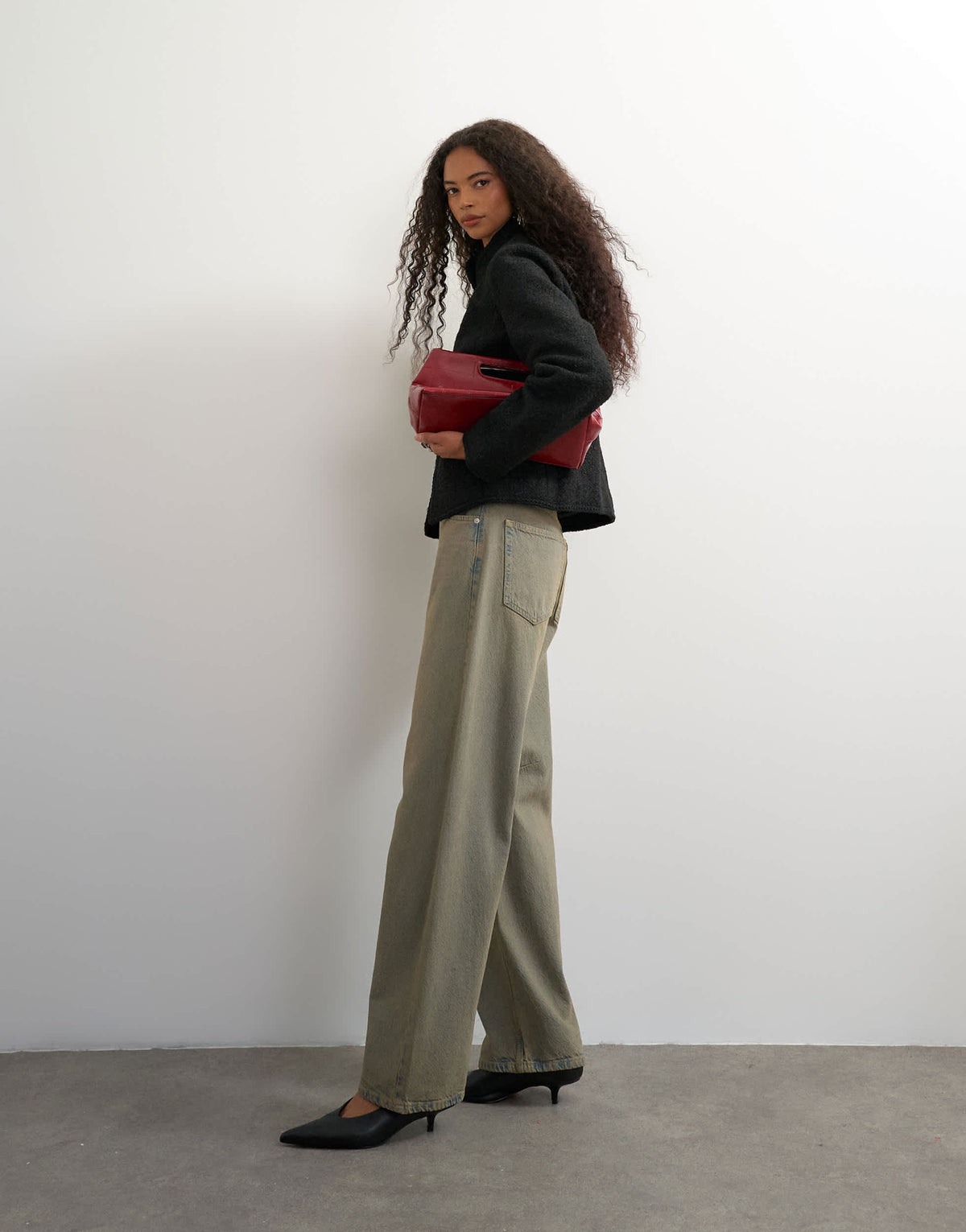 Topshop Barrel mid rise jean in brown tint
