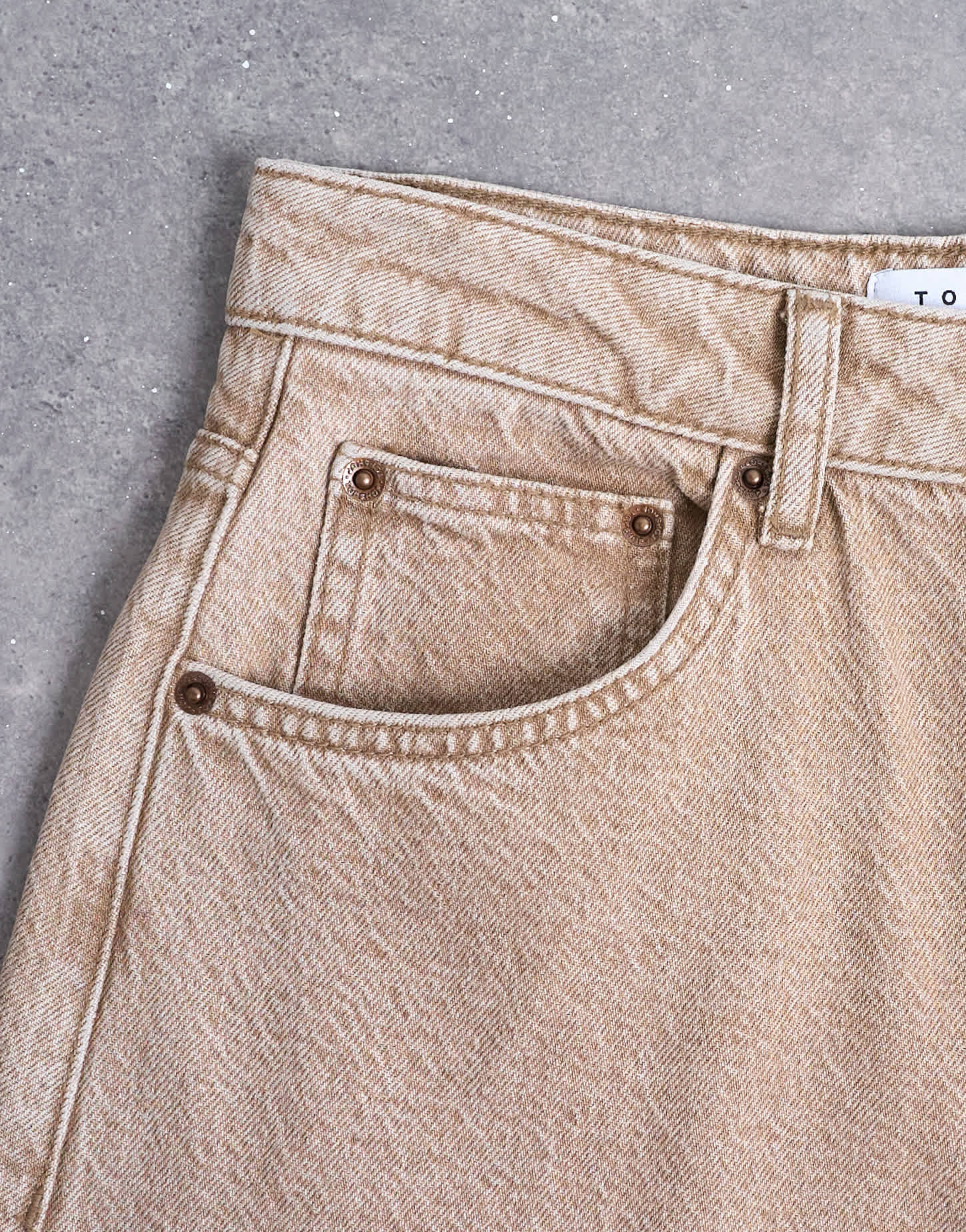 Topshop Barrel mid rise jean in washed beige