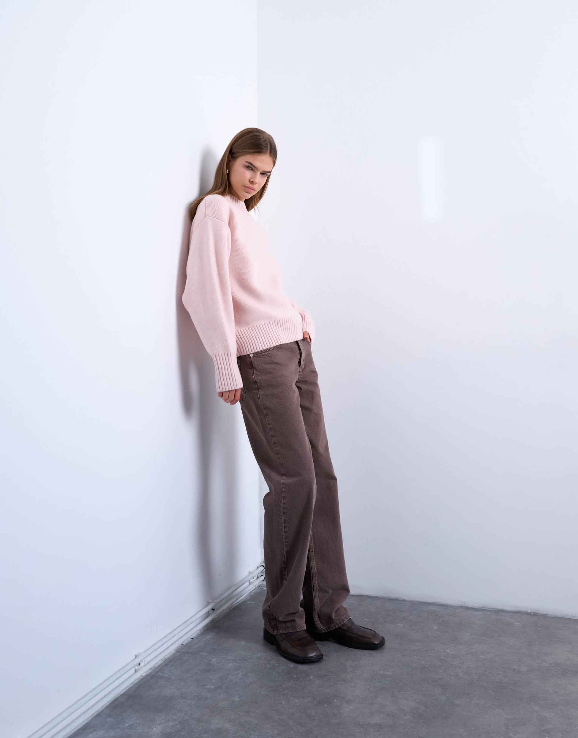 Topshop Ember low rise straight leg jean in otter