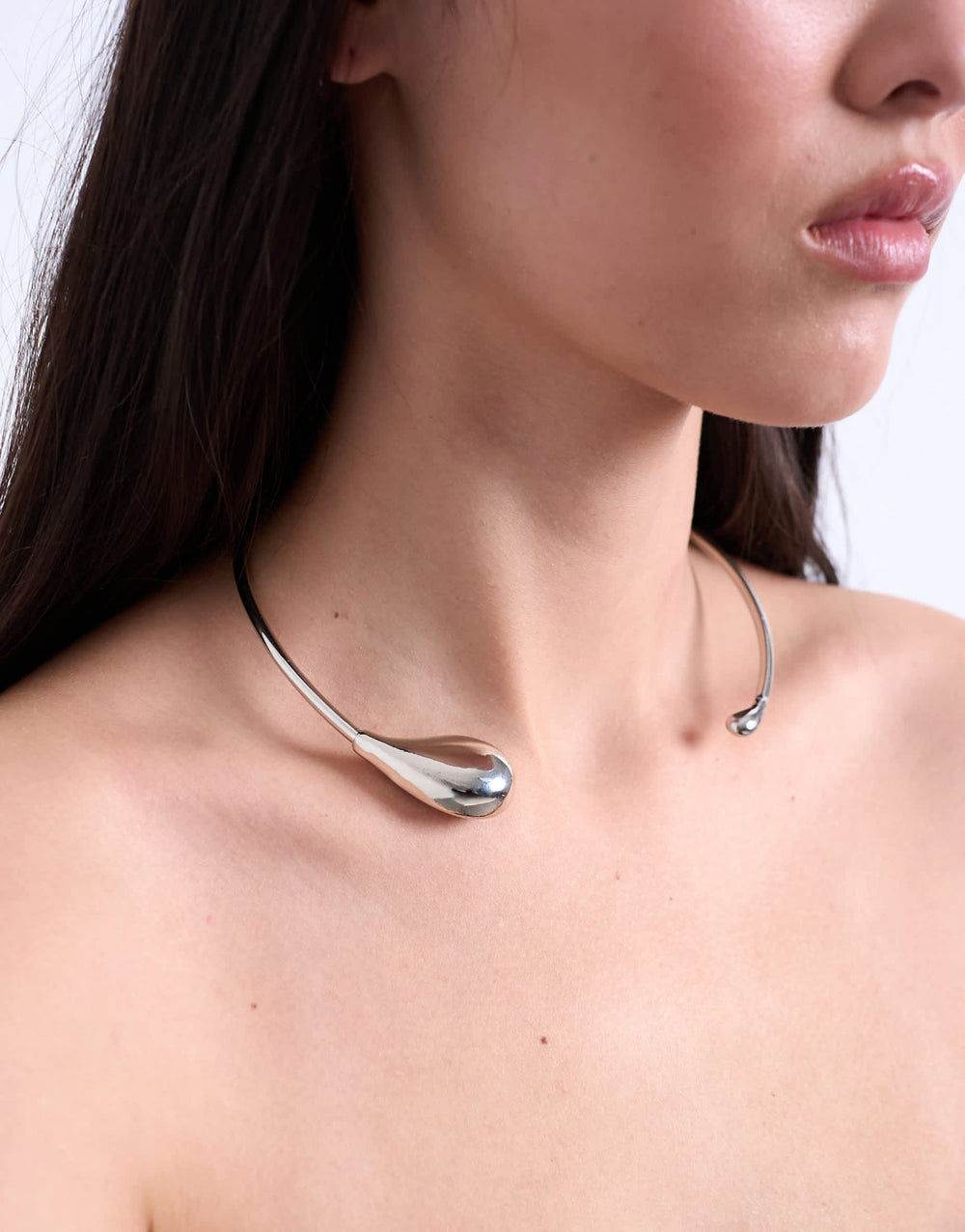 Topshop Nila teardrop adjustable choker necklace in silver
