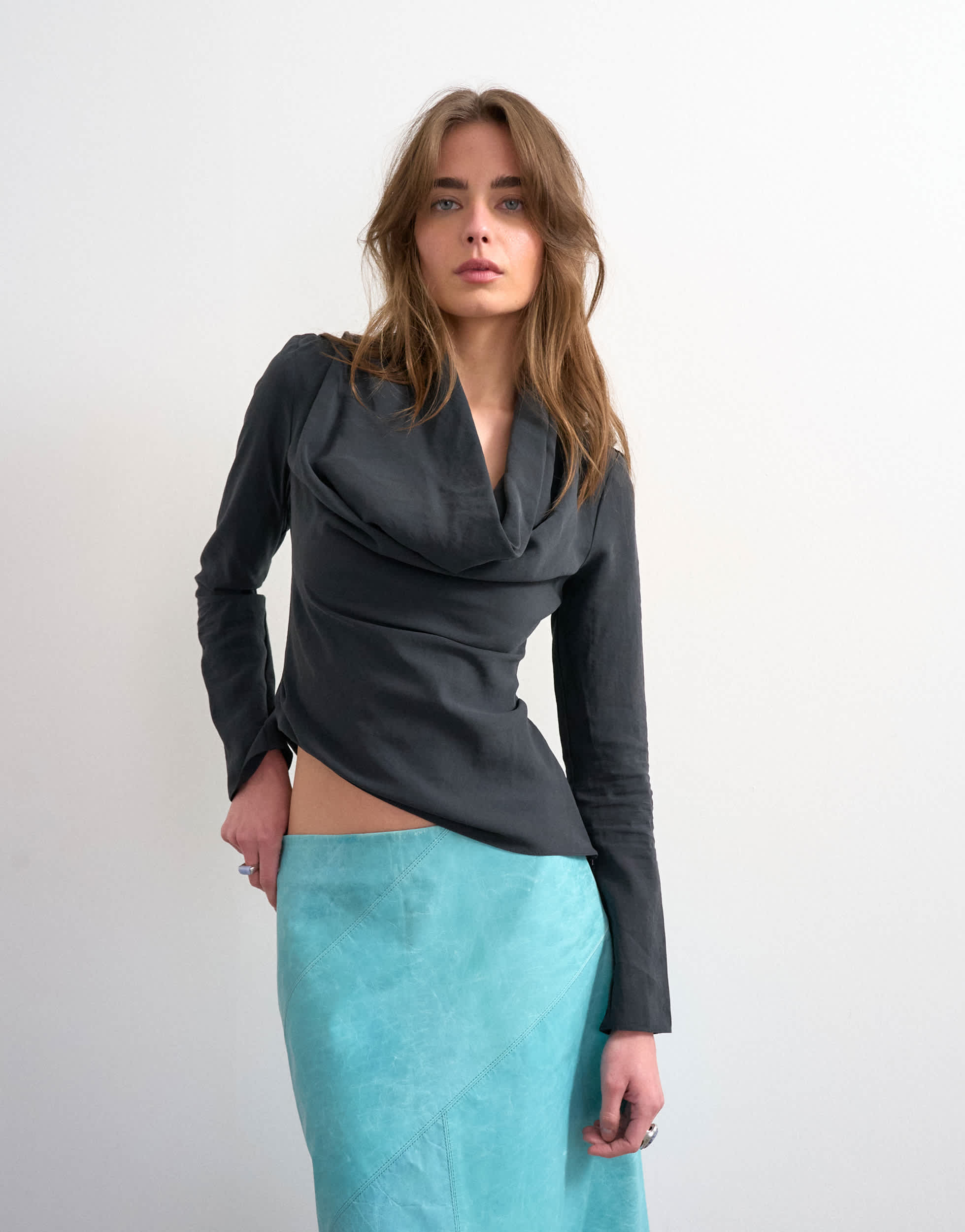 Topshop Langarm-Curpro-Top mit Wasserfallausschnitt in Schwarz