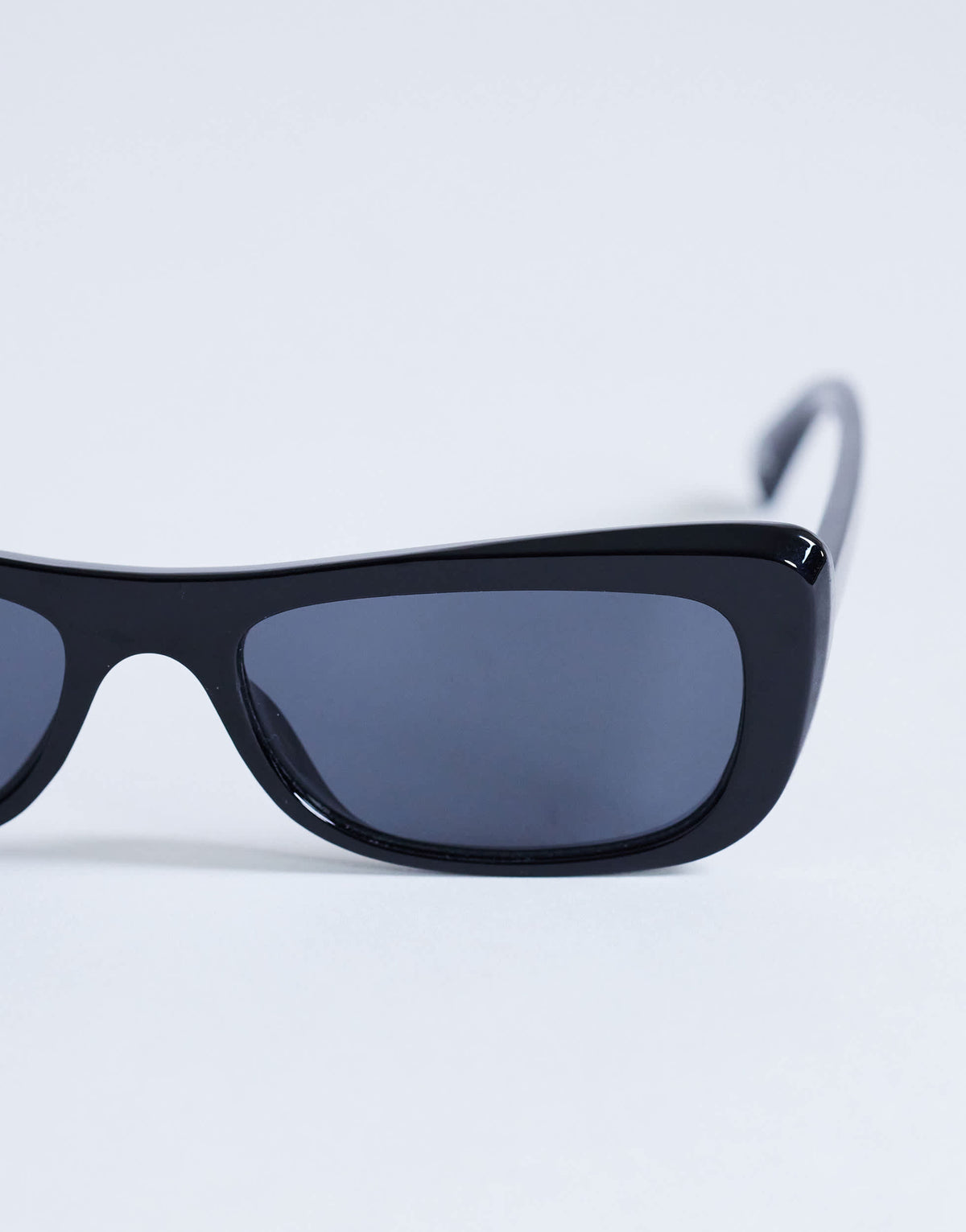 Topshop Crete cat eye sunglasses in black
