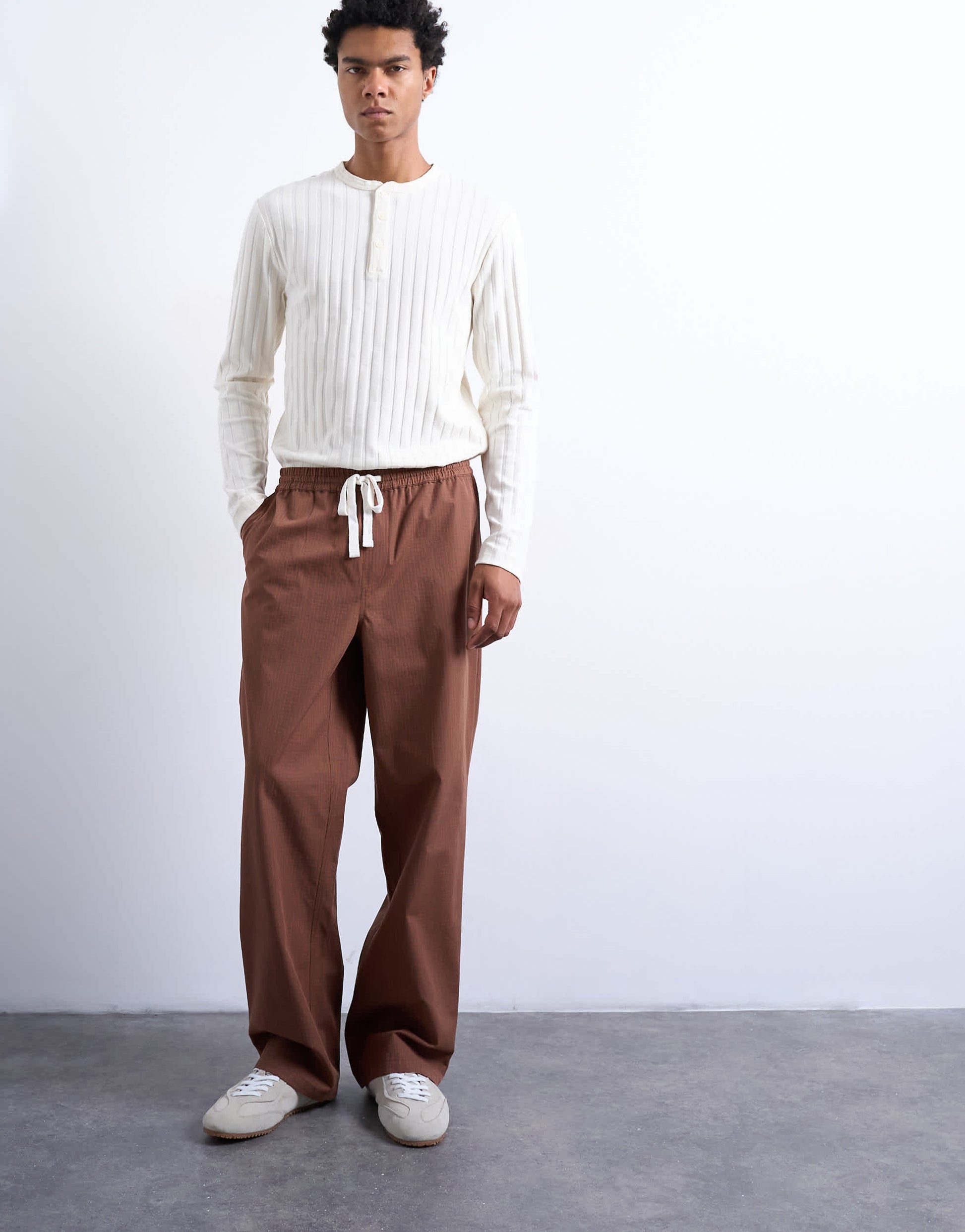Topman baggy ripstop trouser in brown