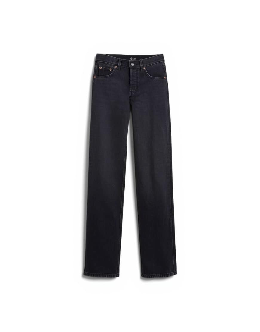 Topshop Ember low rise relaxed straight leg jean in washed black