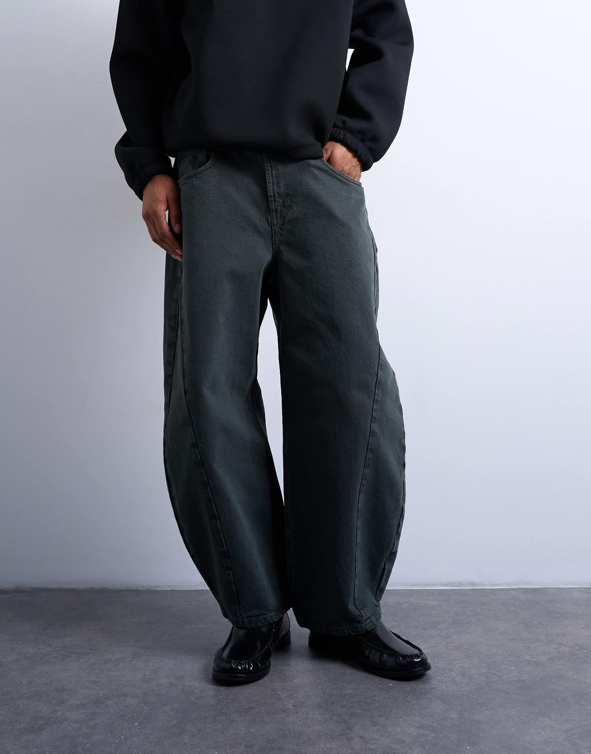 Topman barrel jean in green