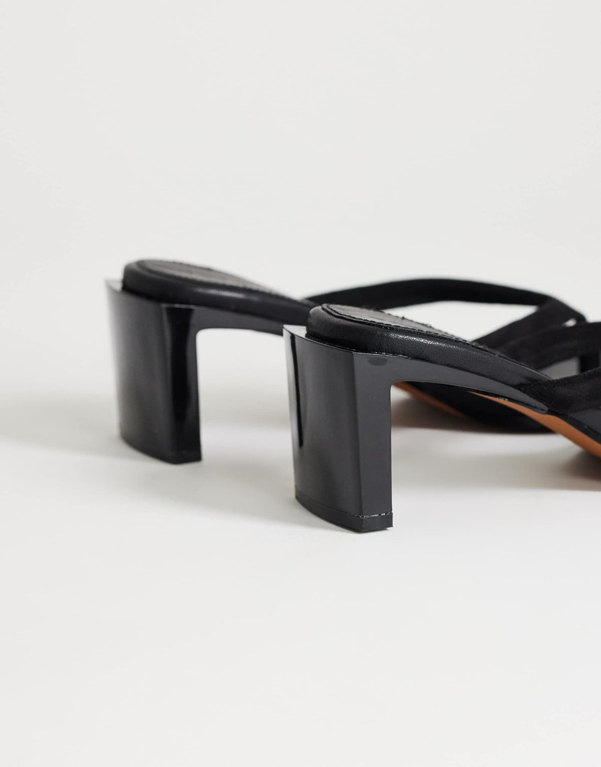 Topshop Sadie toe thong mid heel in black