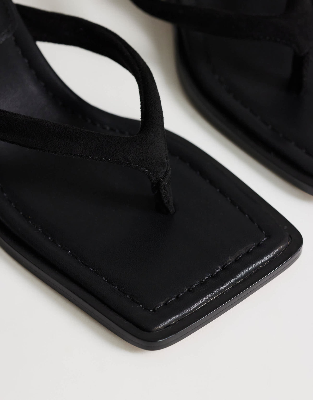 Topshop Sadie toe thong mid heel in black