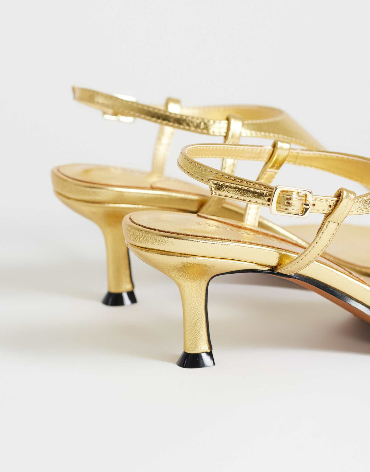 Topshop Selina tie up heeled sandal with toe loop in gold