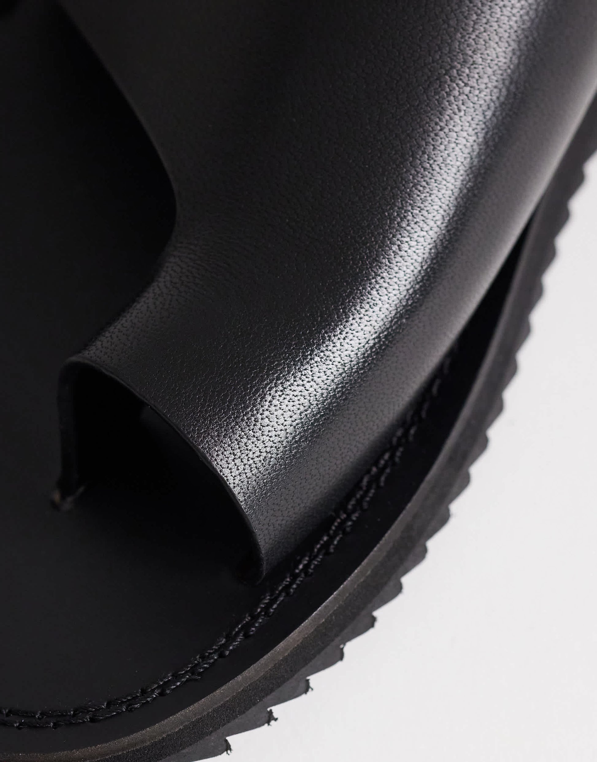 Topshop Ella leather toe loop sandal in black