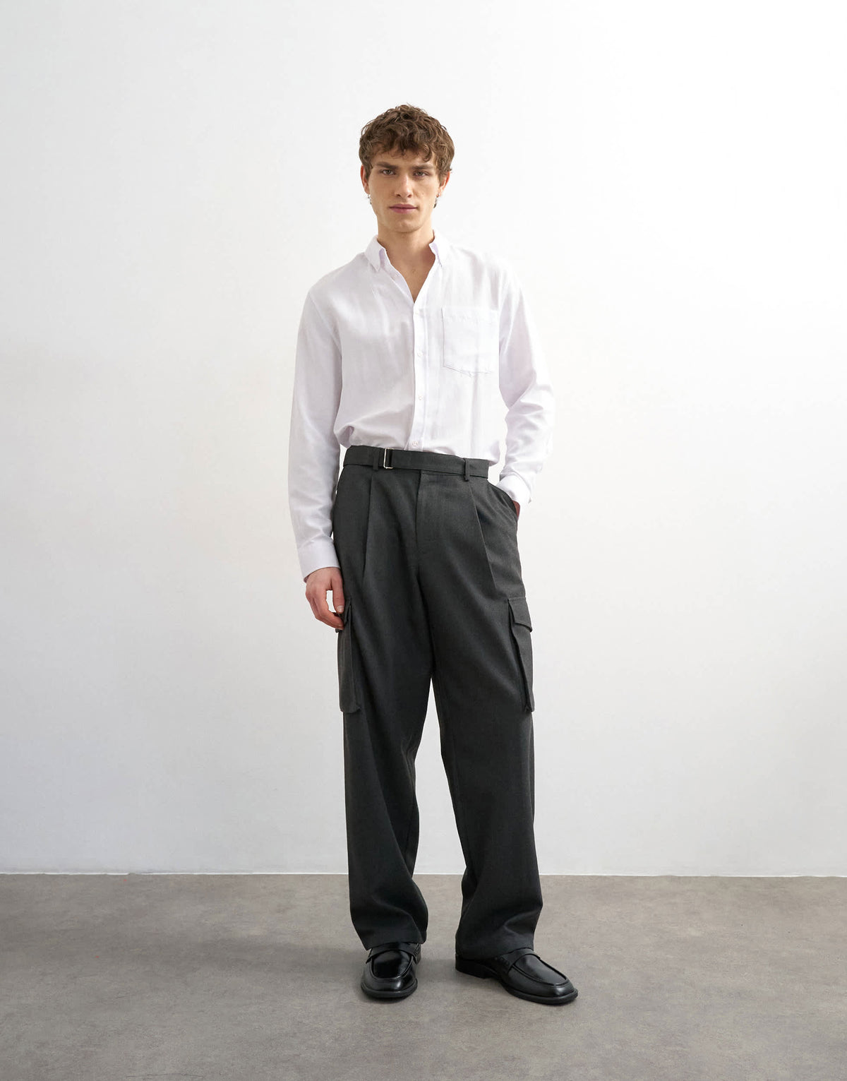 Topman wide leg belted smart trouser with side pockets in charcoal