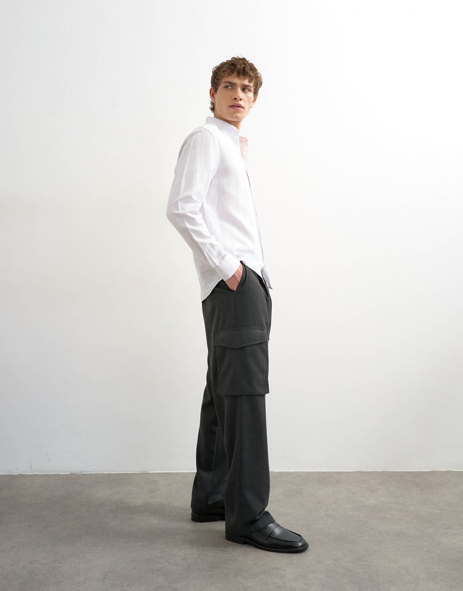 Topman wide leg belted smart trouser with side pockets in charcoal