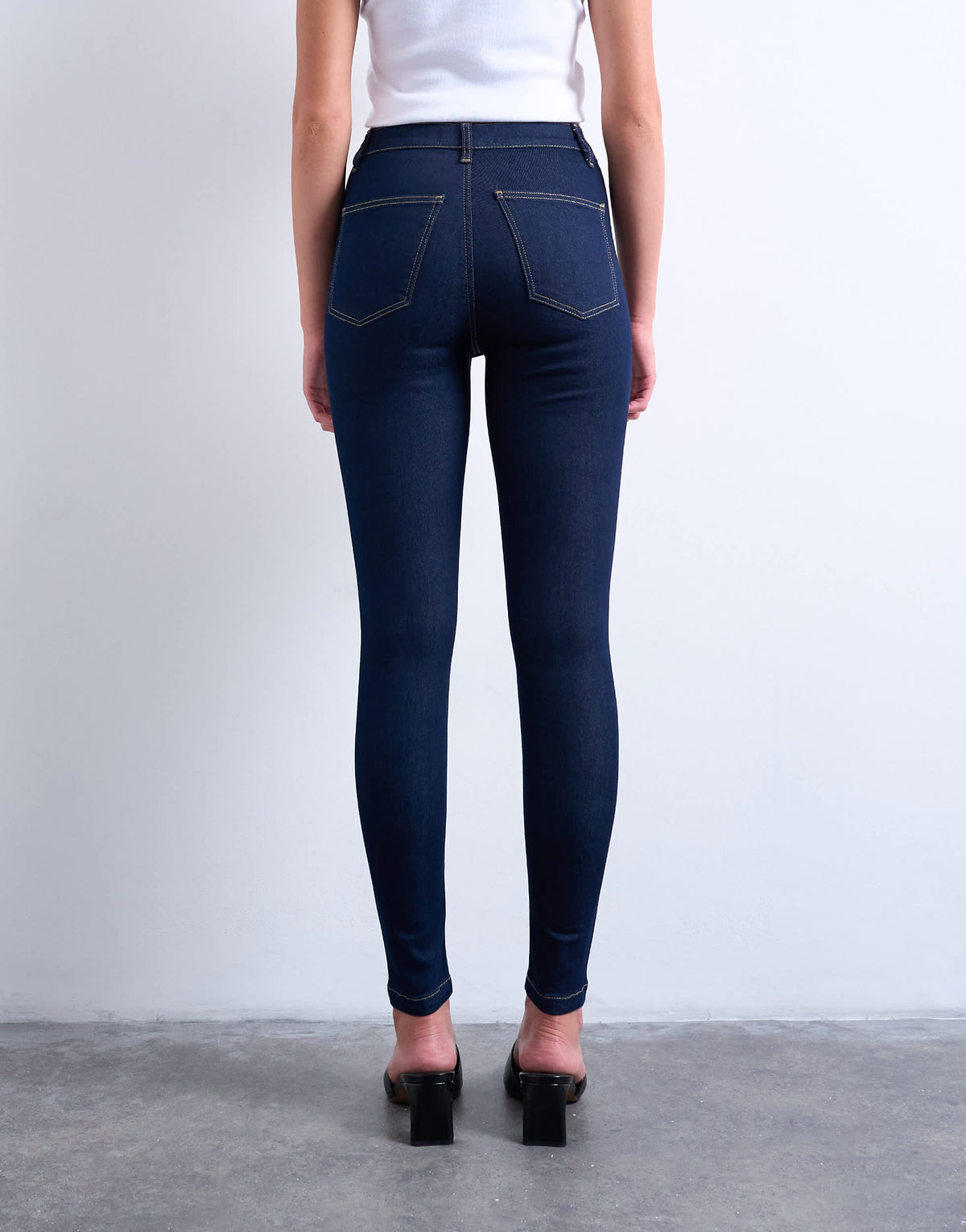 Topshop high rise skinny jean in indigo rinse