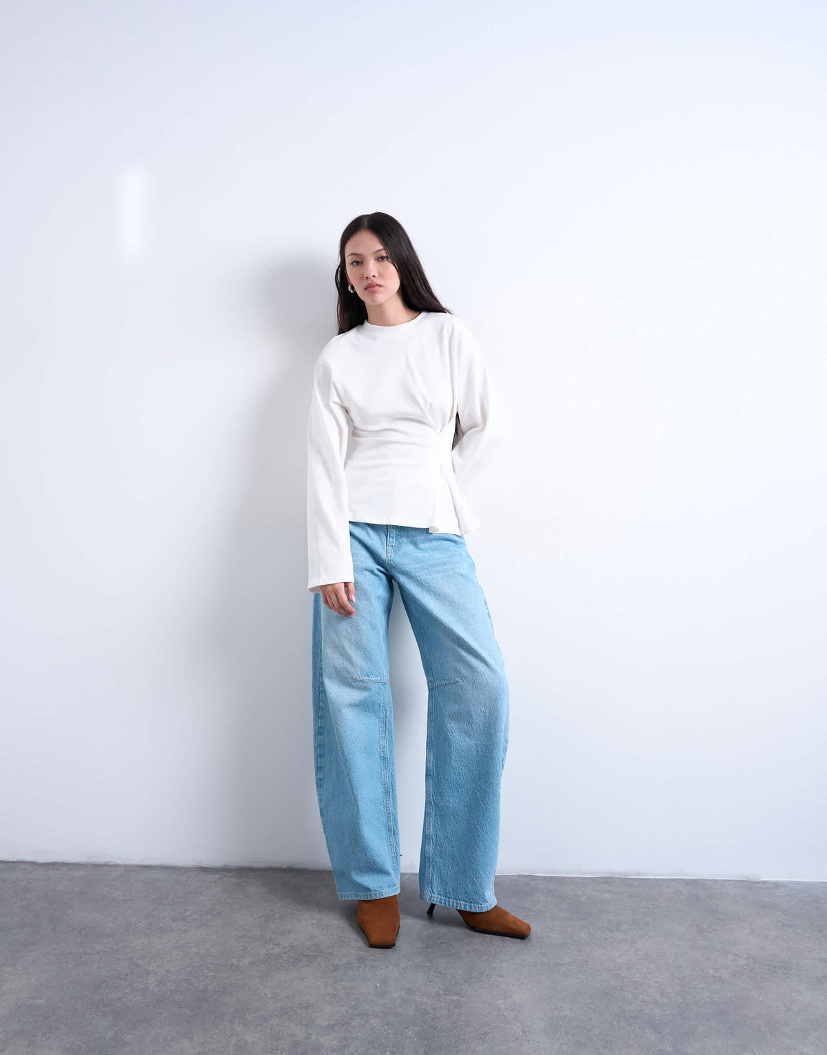 Topshop cinch waist structured long sleeve tee in white