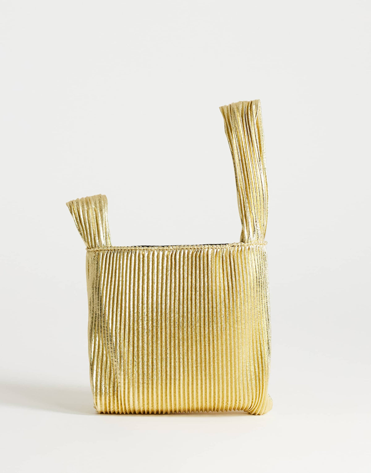Topshop Gwyn ribbed grab bag in gold